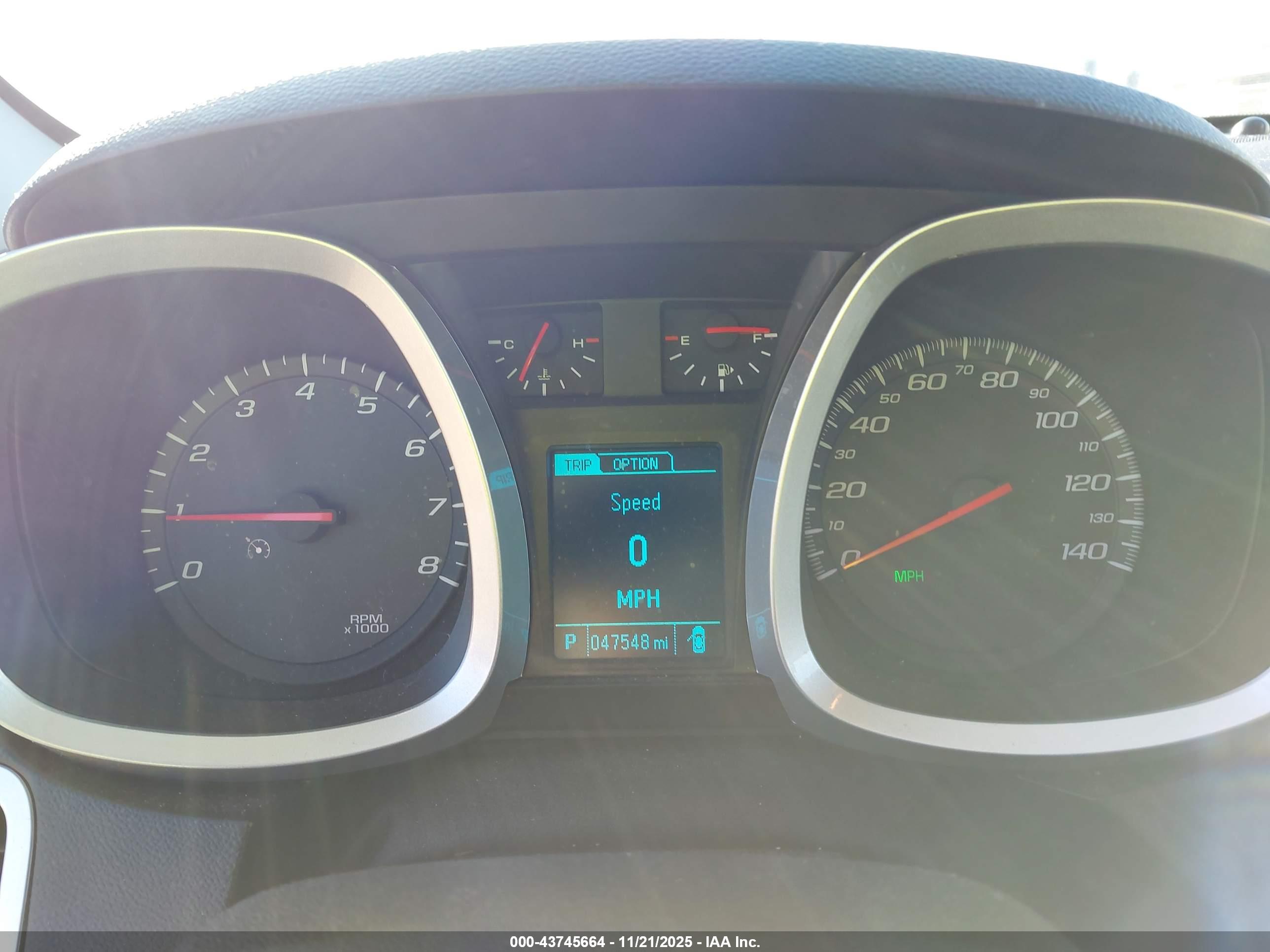 CHEVROLET EQUINOX image 7