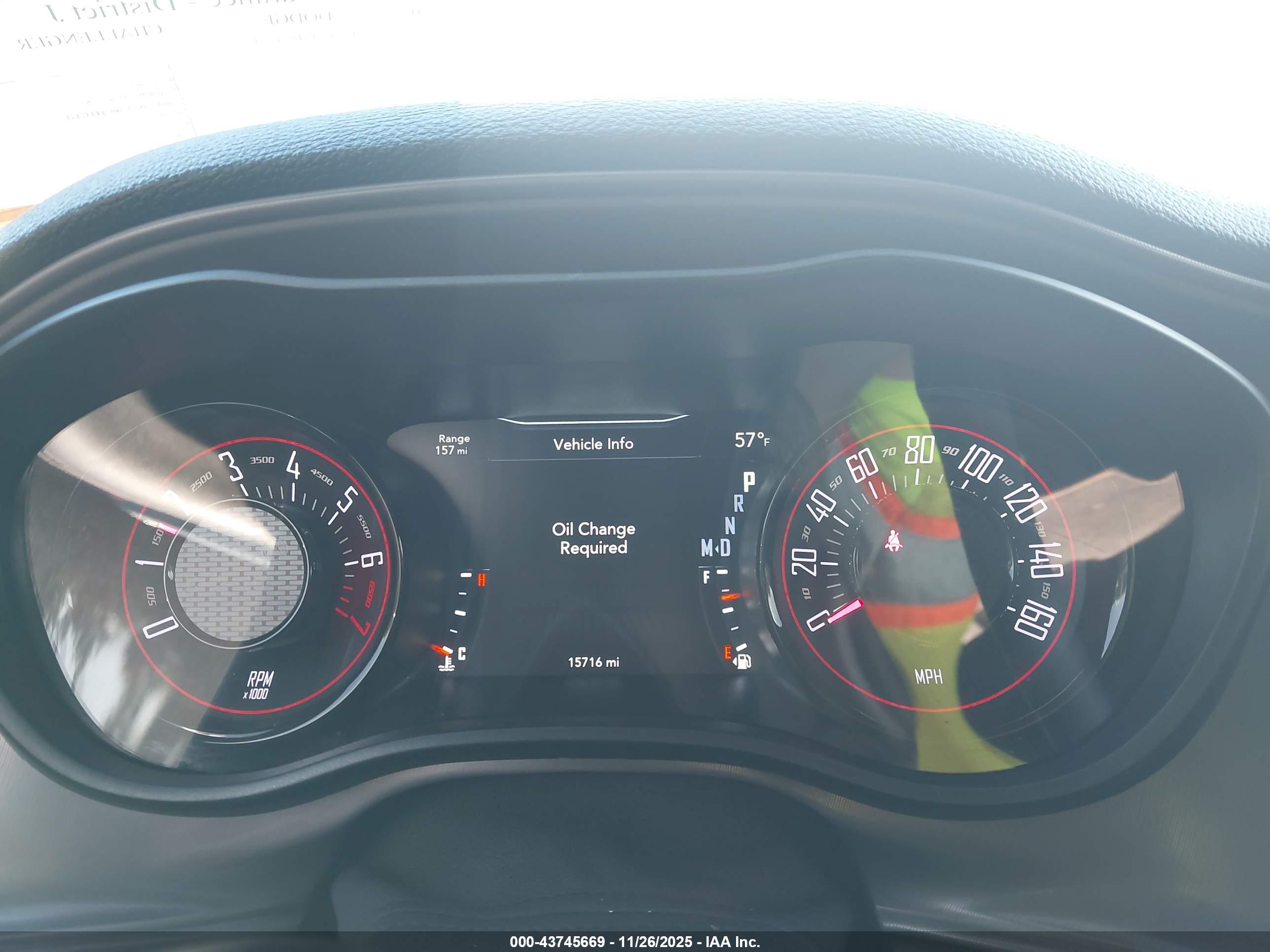 DODGE CHALLENGER image 7