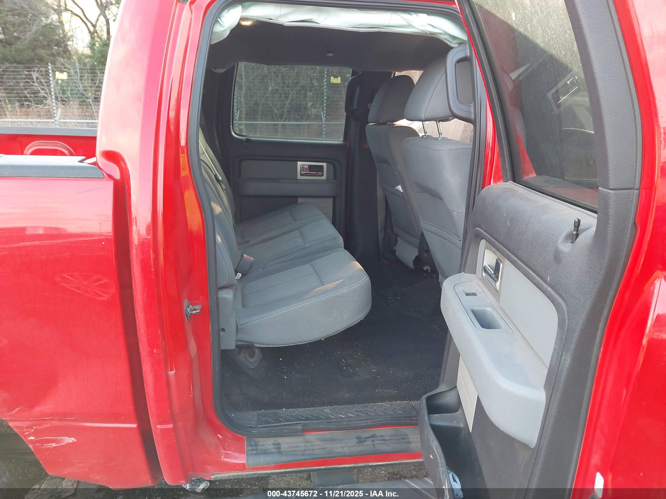 FORD F-150 image 8