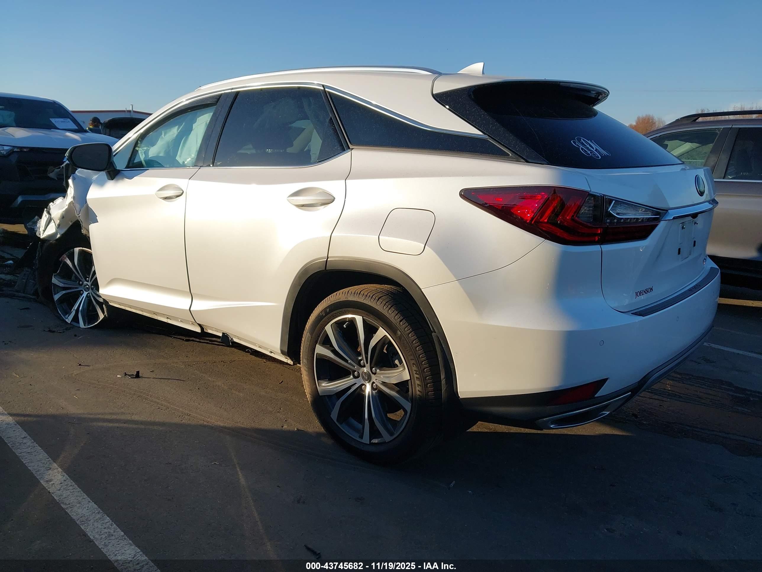 LEXUS RX image 3