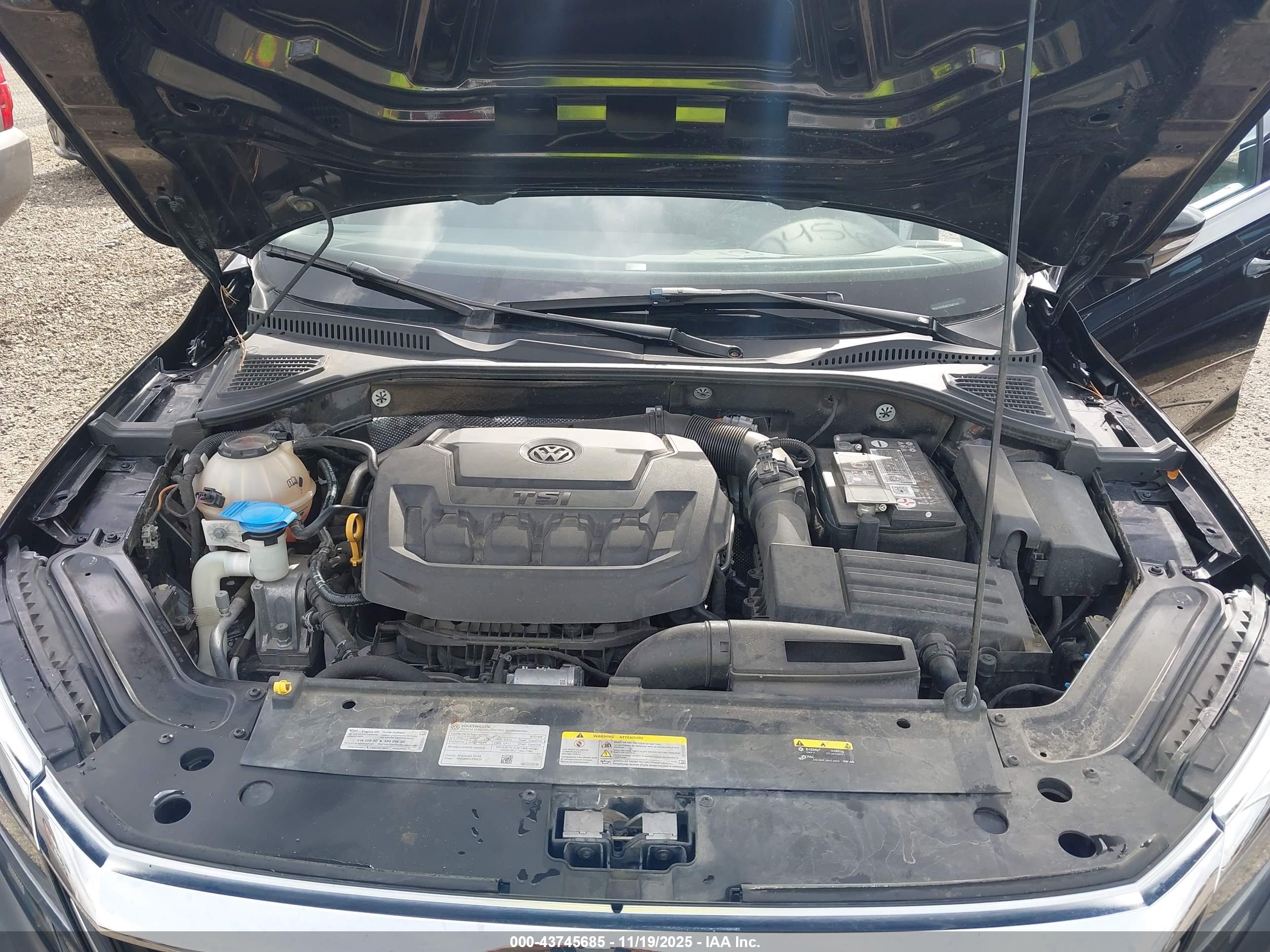 VOLKSWAGEN PASSAT image 10