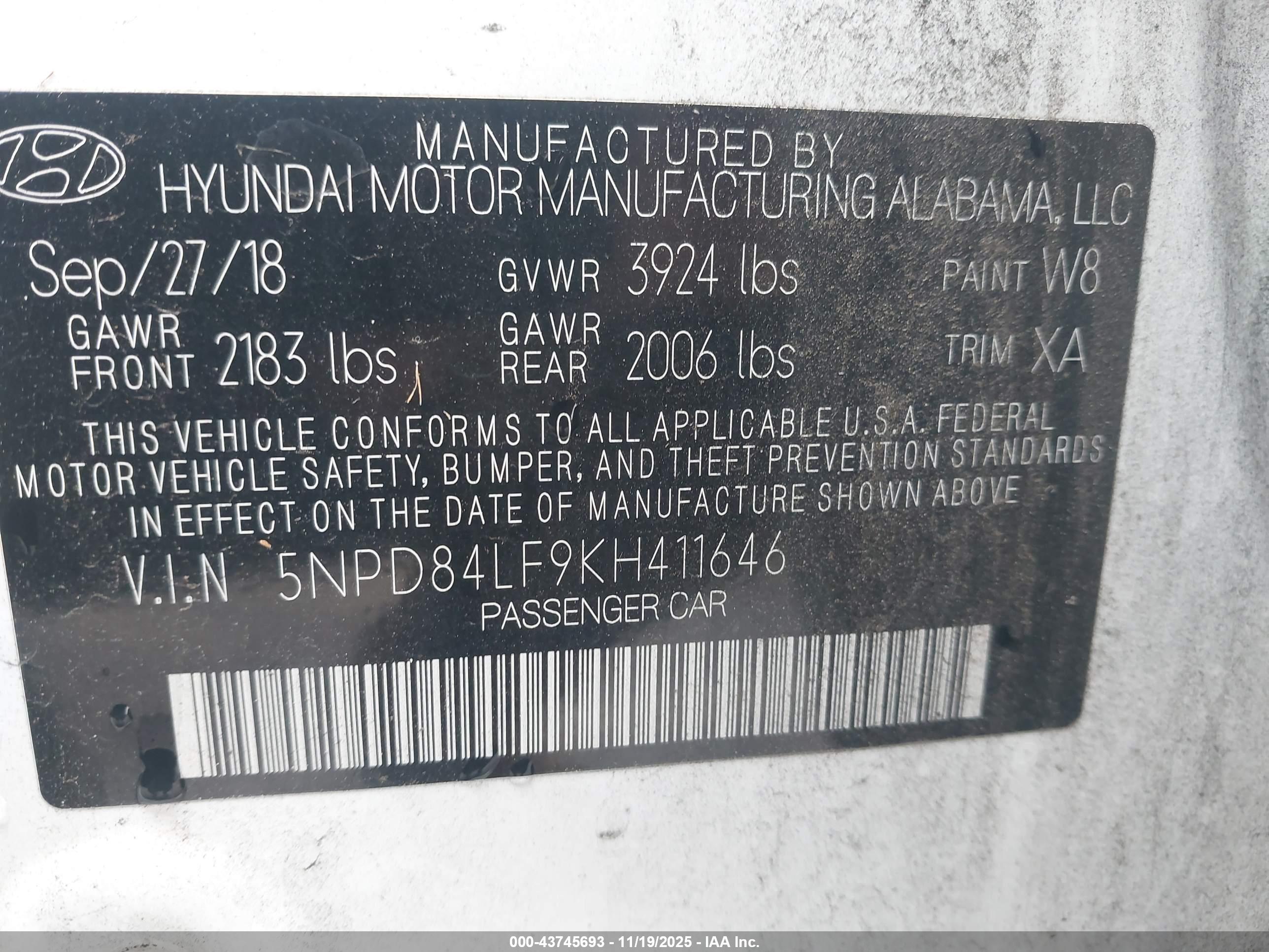 HYUNDAI ELANTRA image 9