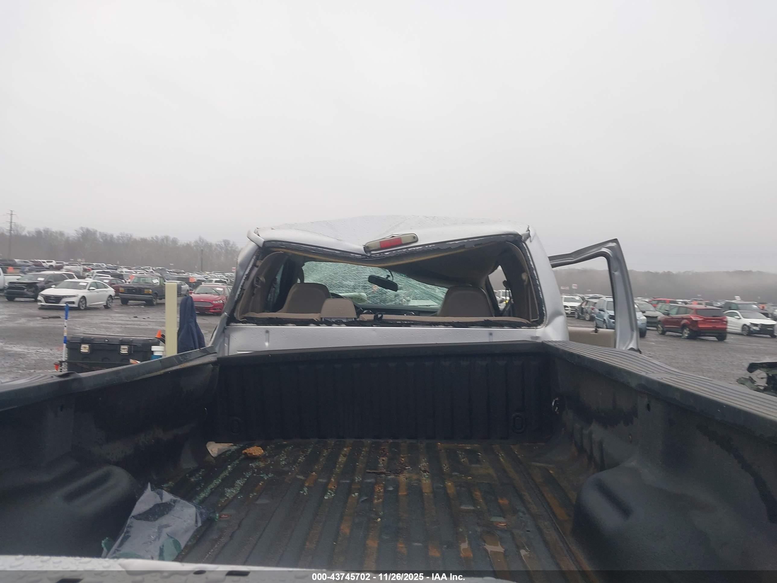 FORD F-350 image 6