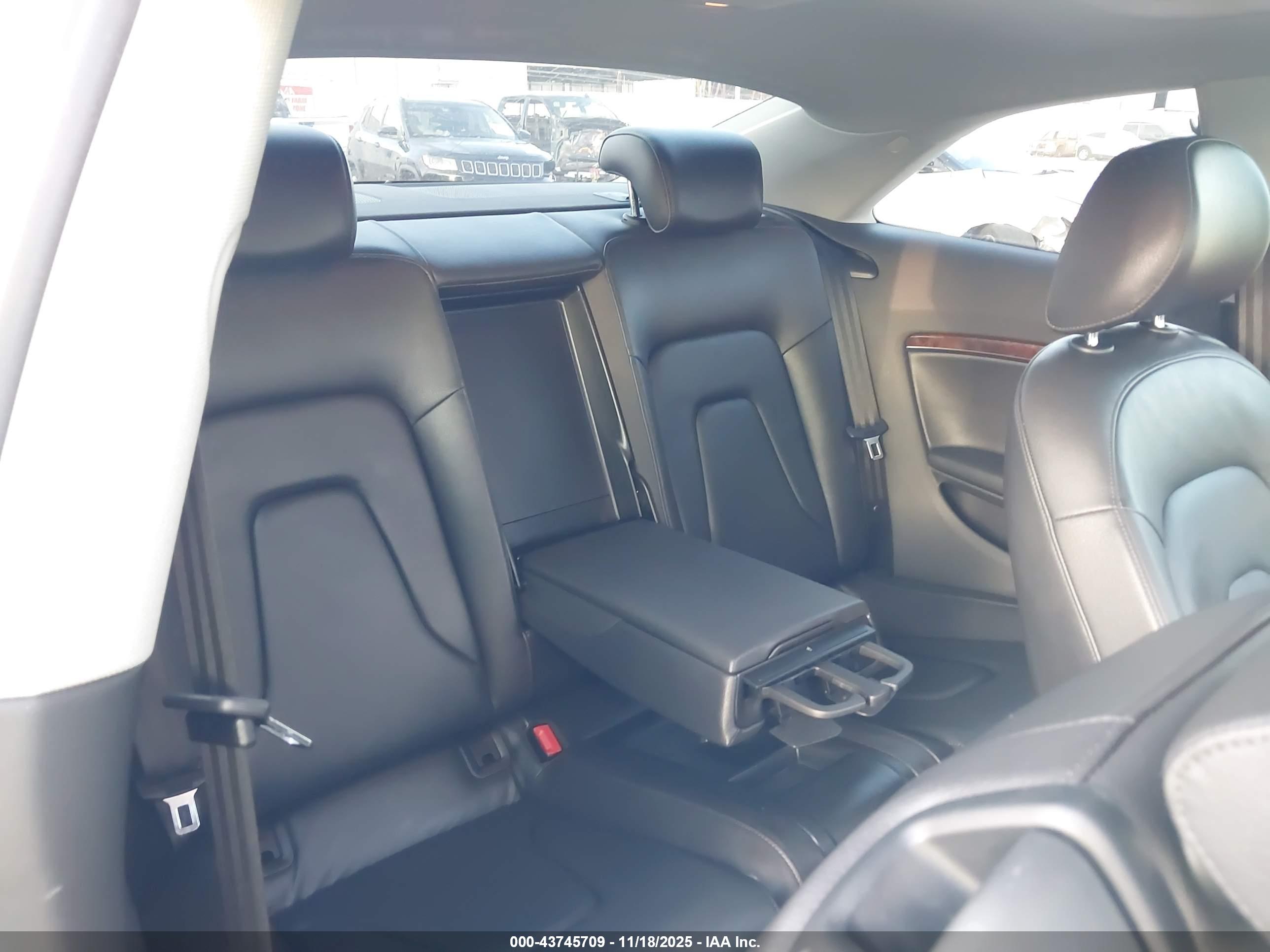 AUDI A5 image 8