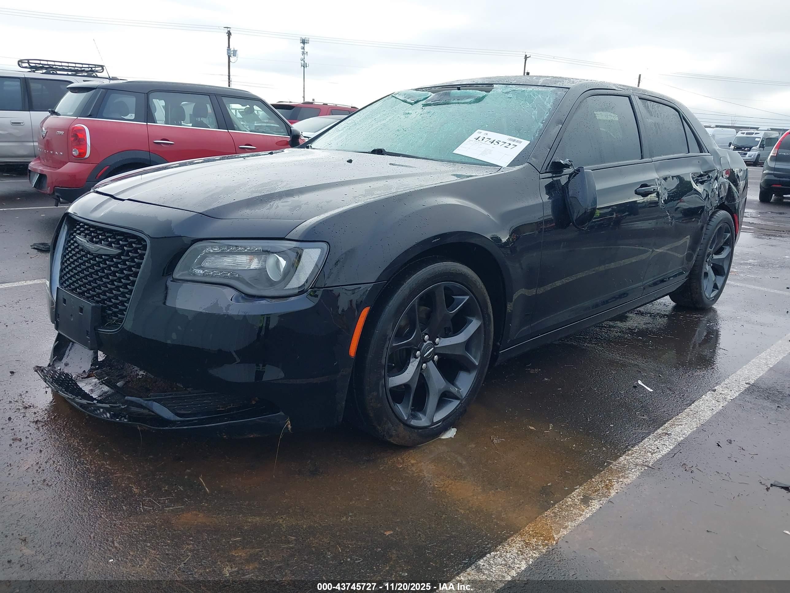 CHRYSLER 300 image 2
