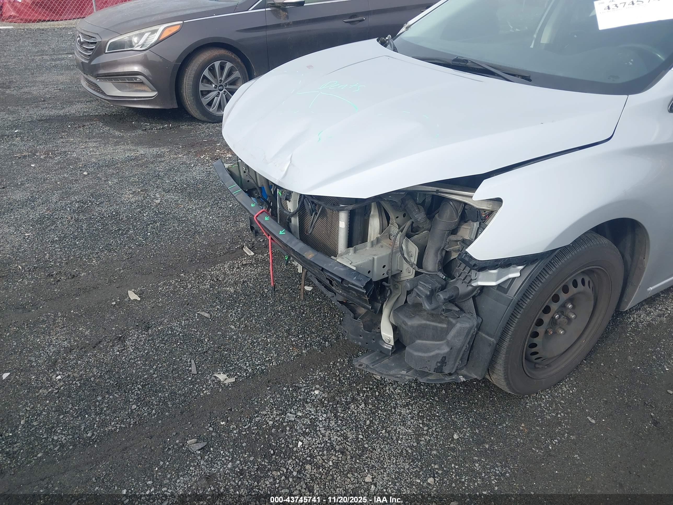 NISSAN SENTRA image 6