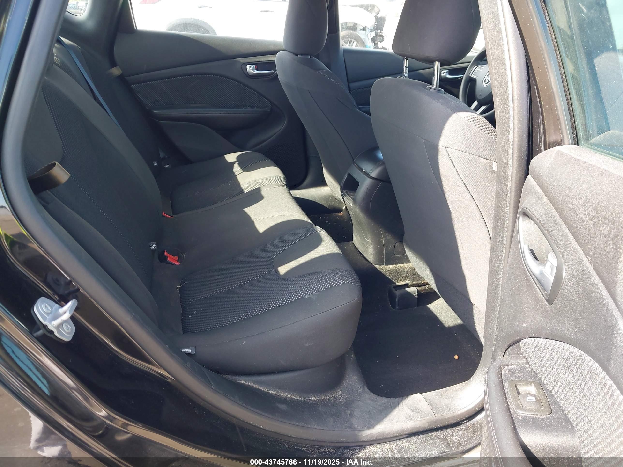 DODGE DART image 8