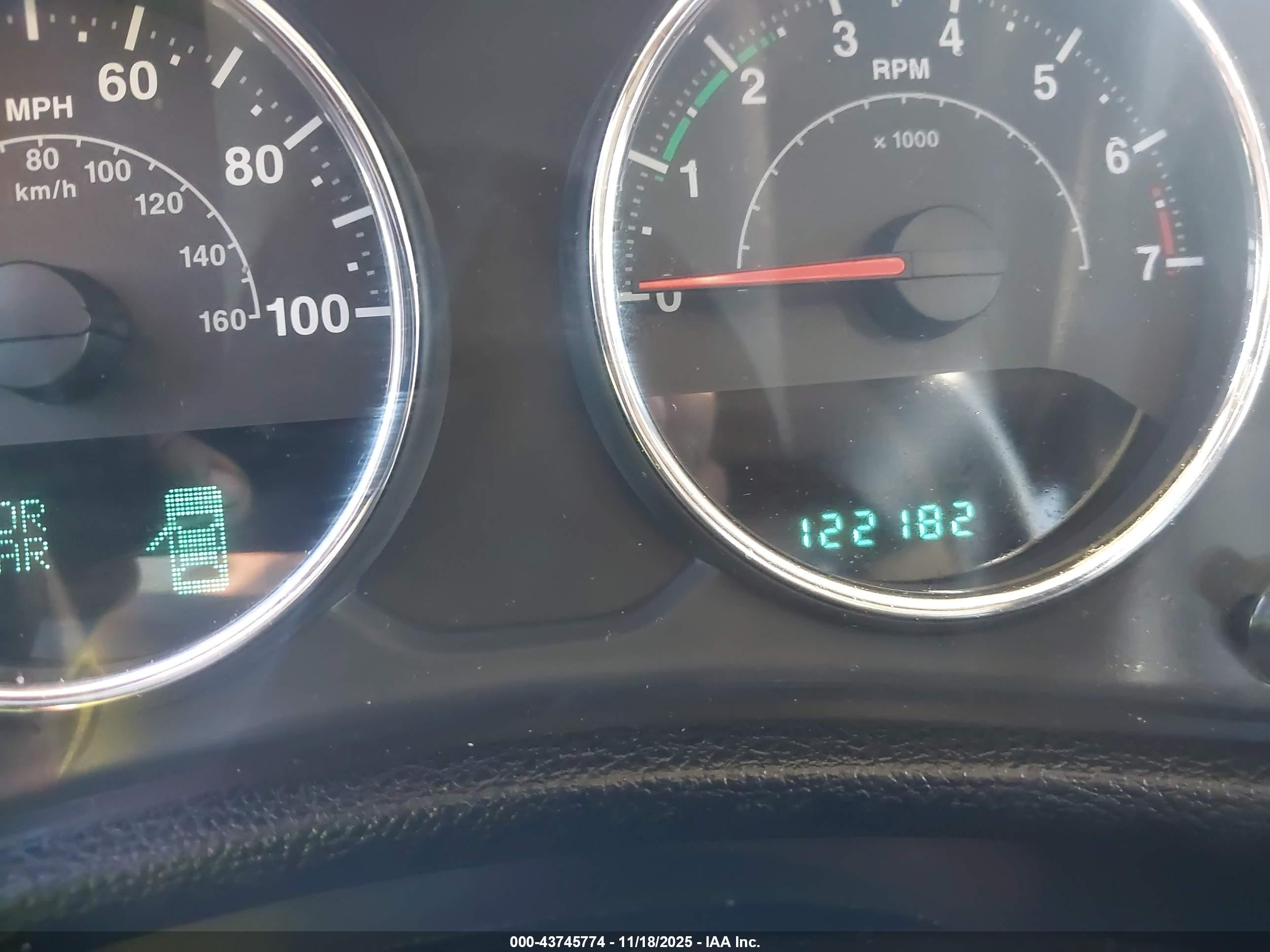 JEEP WRANGLER image 7
