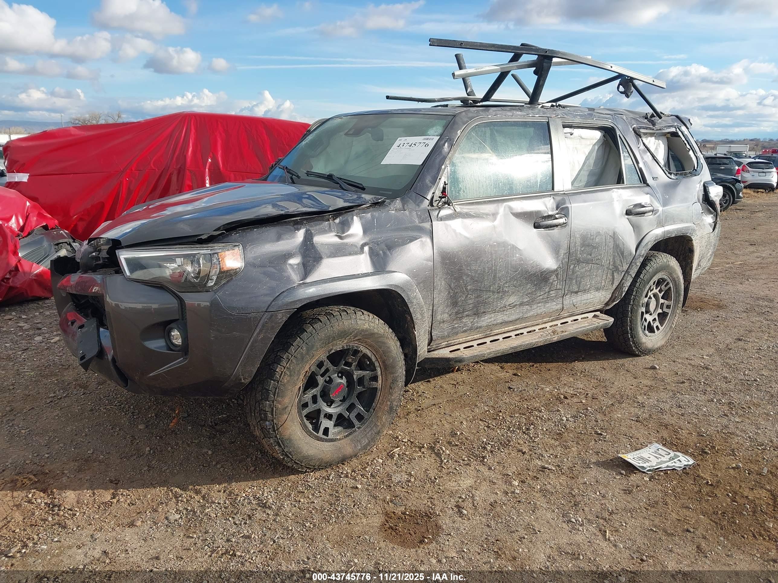 TOYOTA 4RUNNER image 2