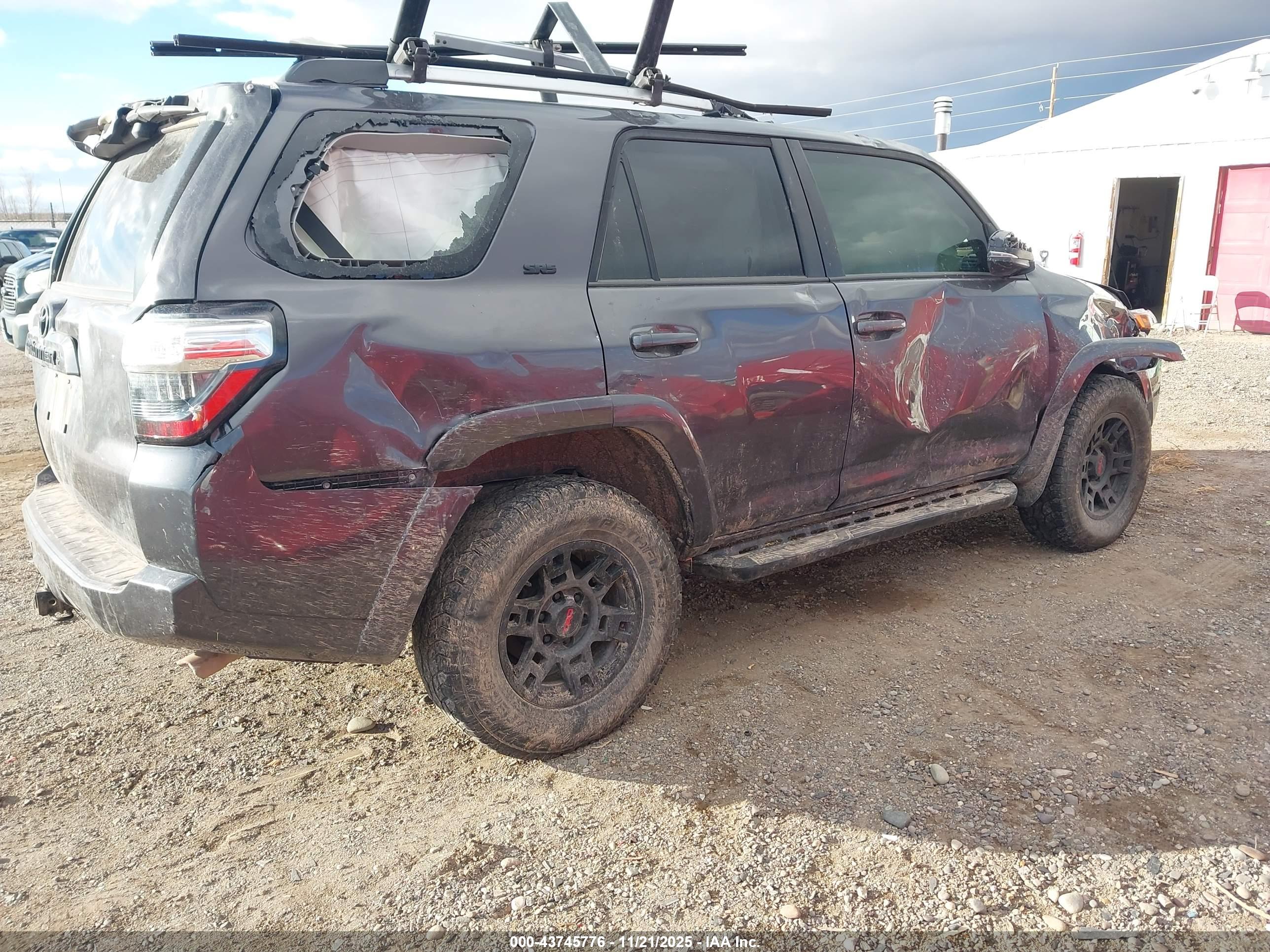 TOYOTA 4RUNNER image 4