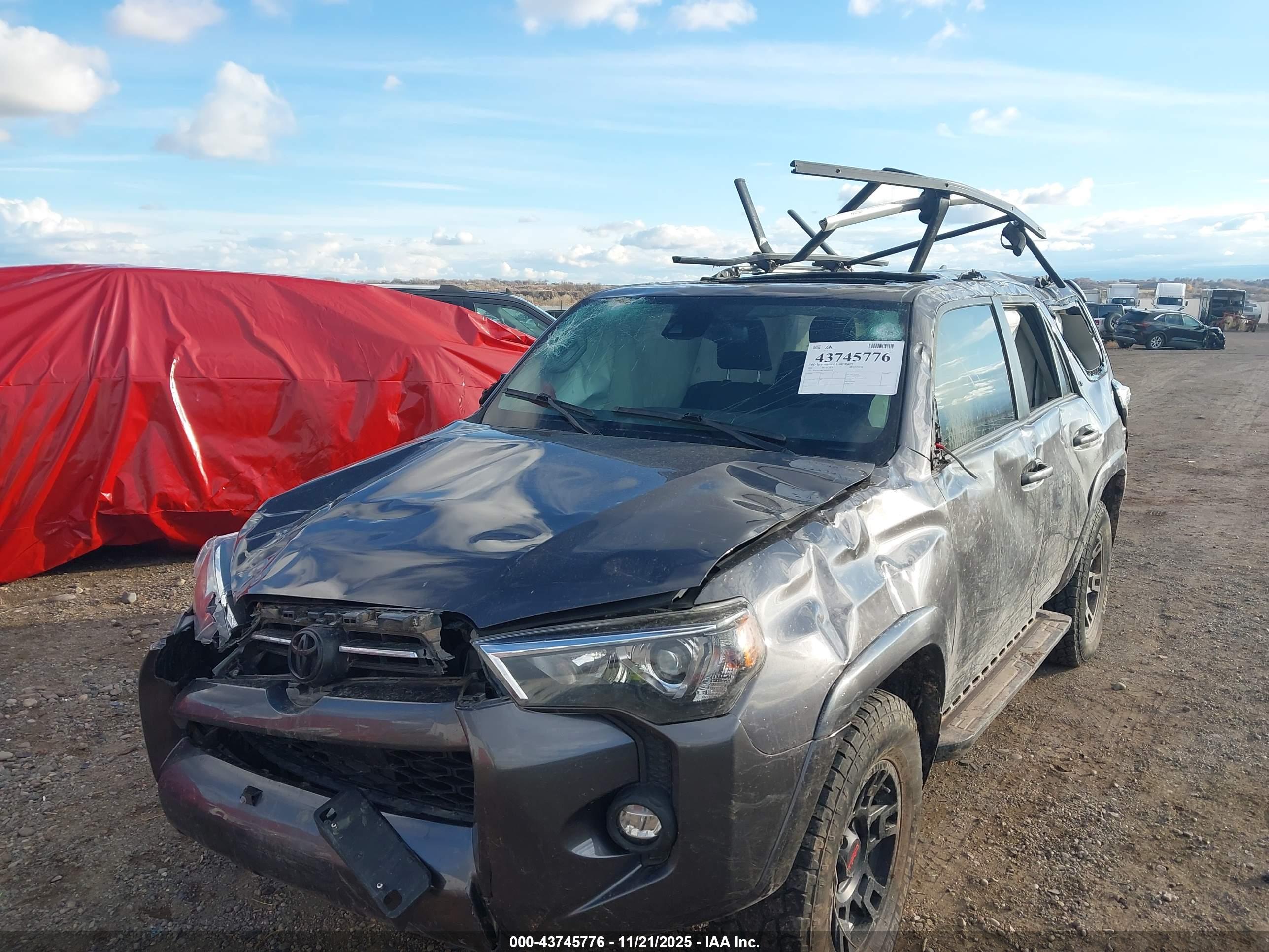 TOYOTA 4RUNNER image 6
