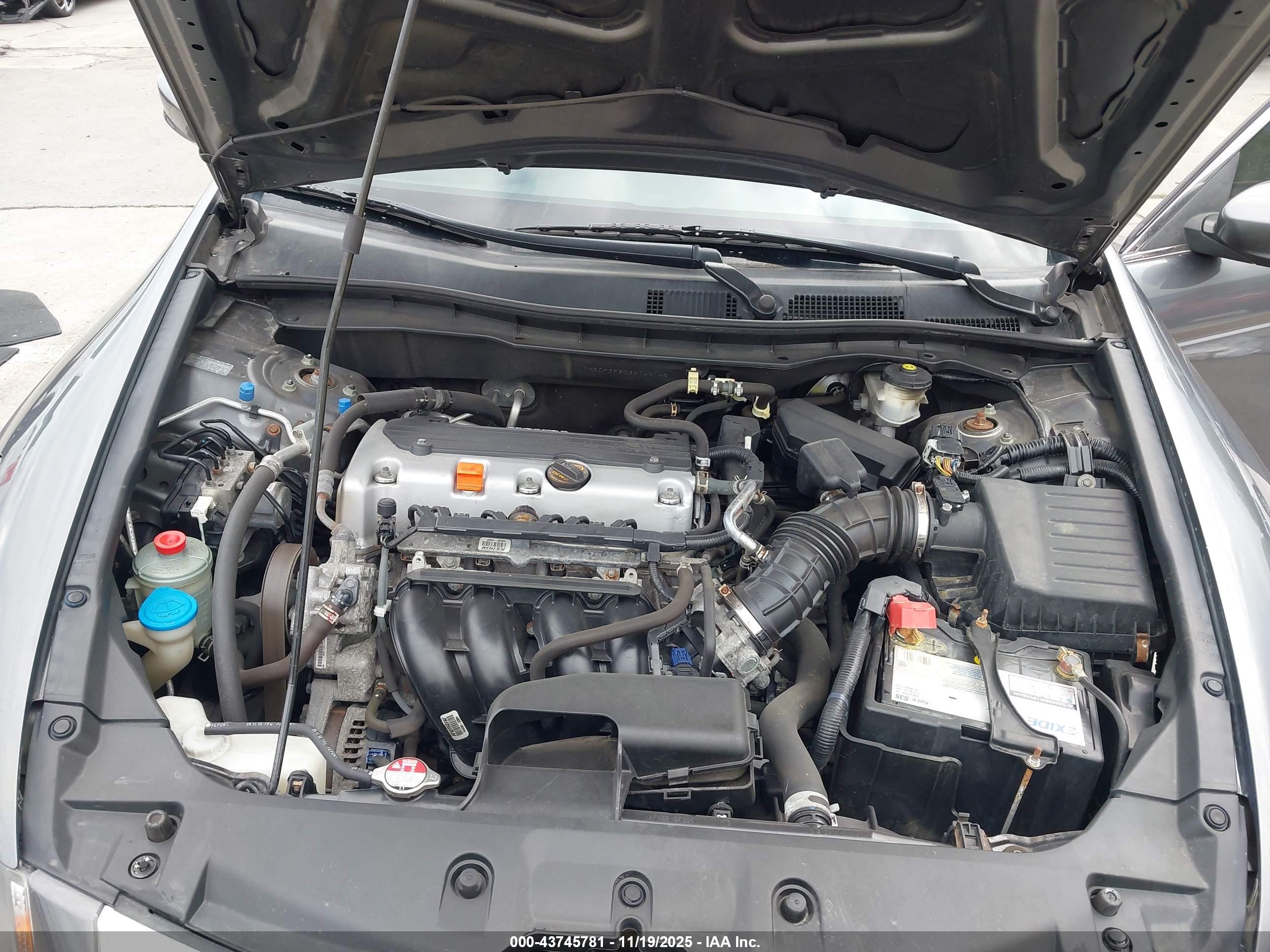 HONDA ACCORD image 10