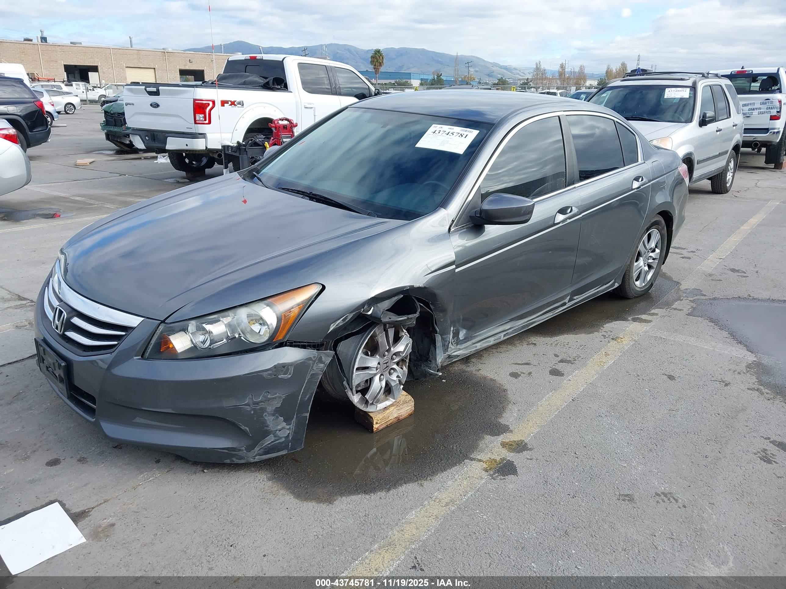 HONDA ACCORD image 2