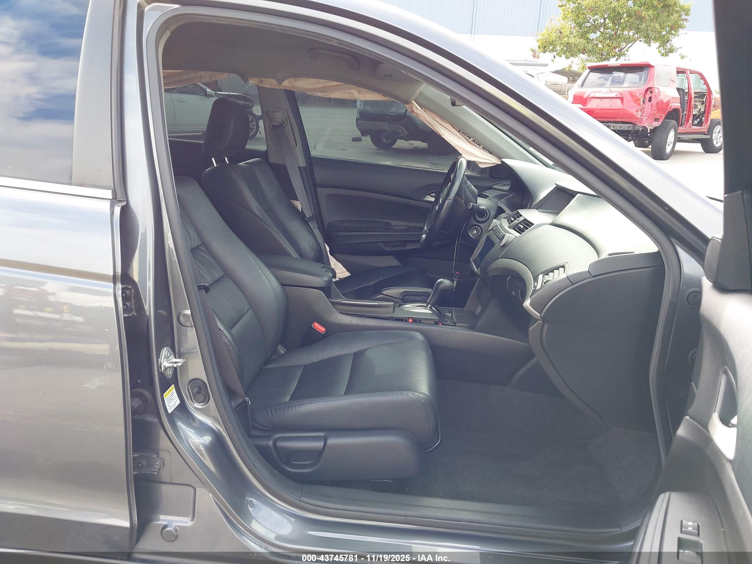 HONDA ACCORD image 5