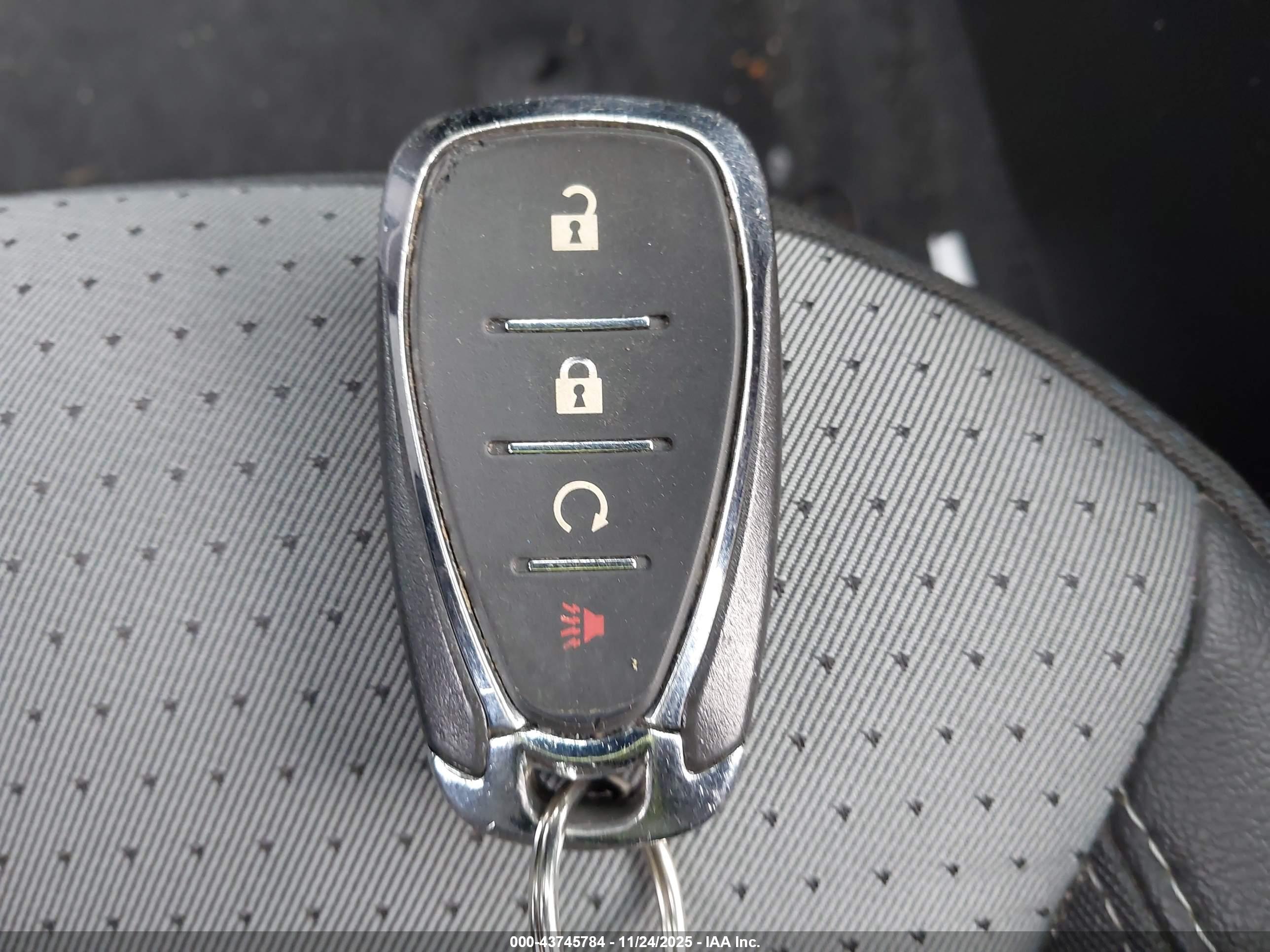 CHEVROLET TRAX image 11
