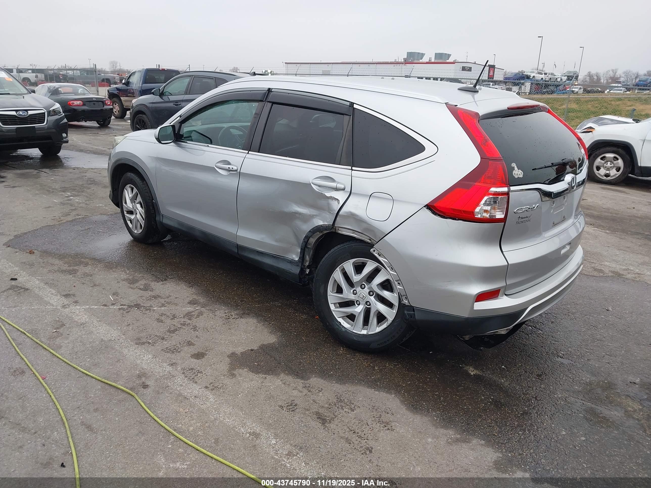 HONDA CR-V image 3