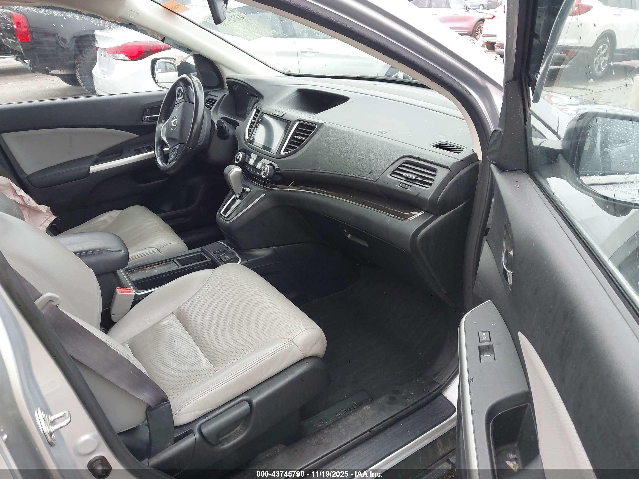 HONDA CR-V image 5