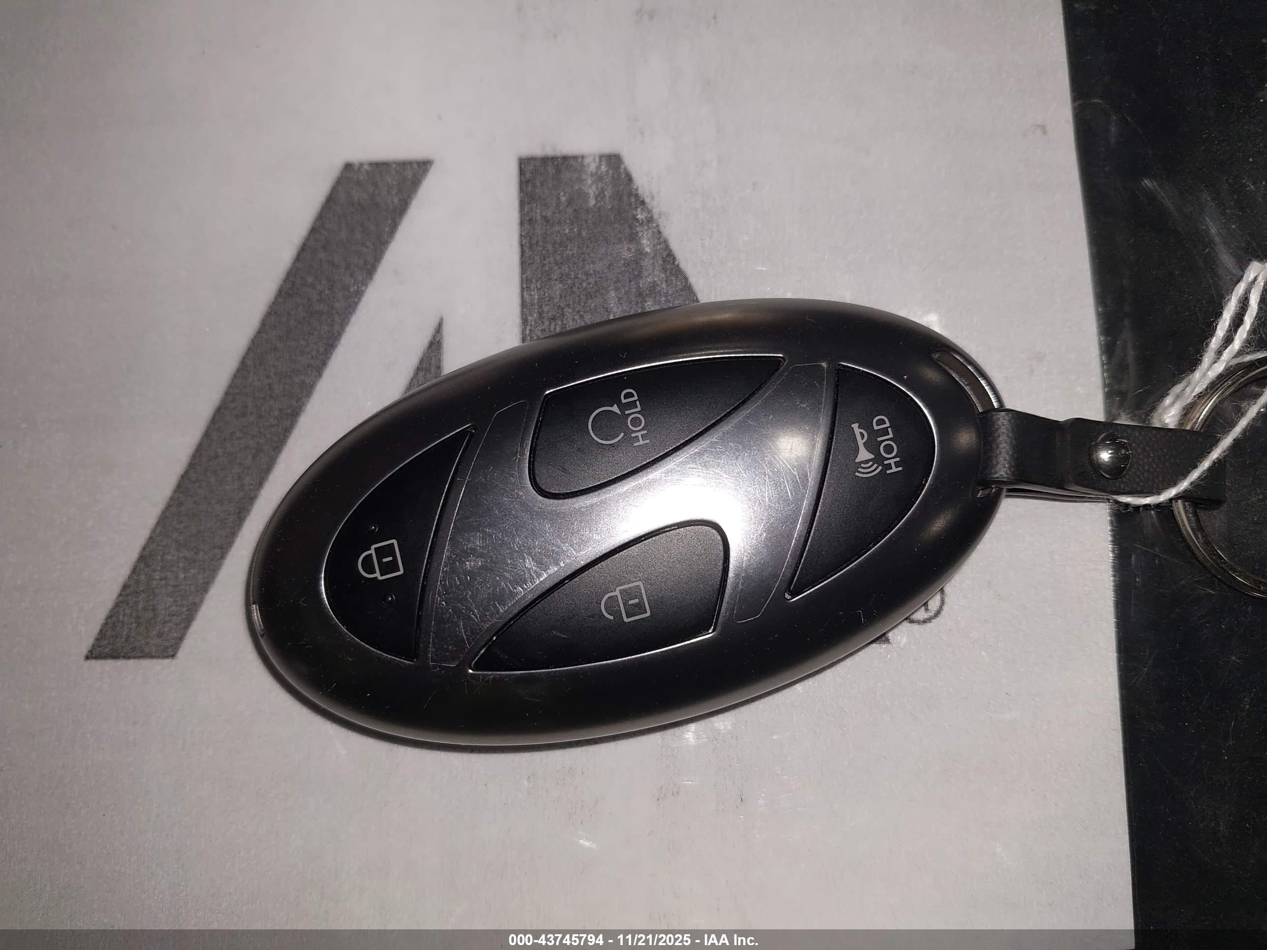 HYUNDAI KONA image 11