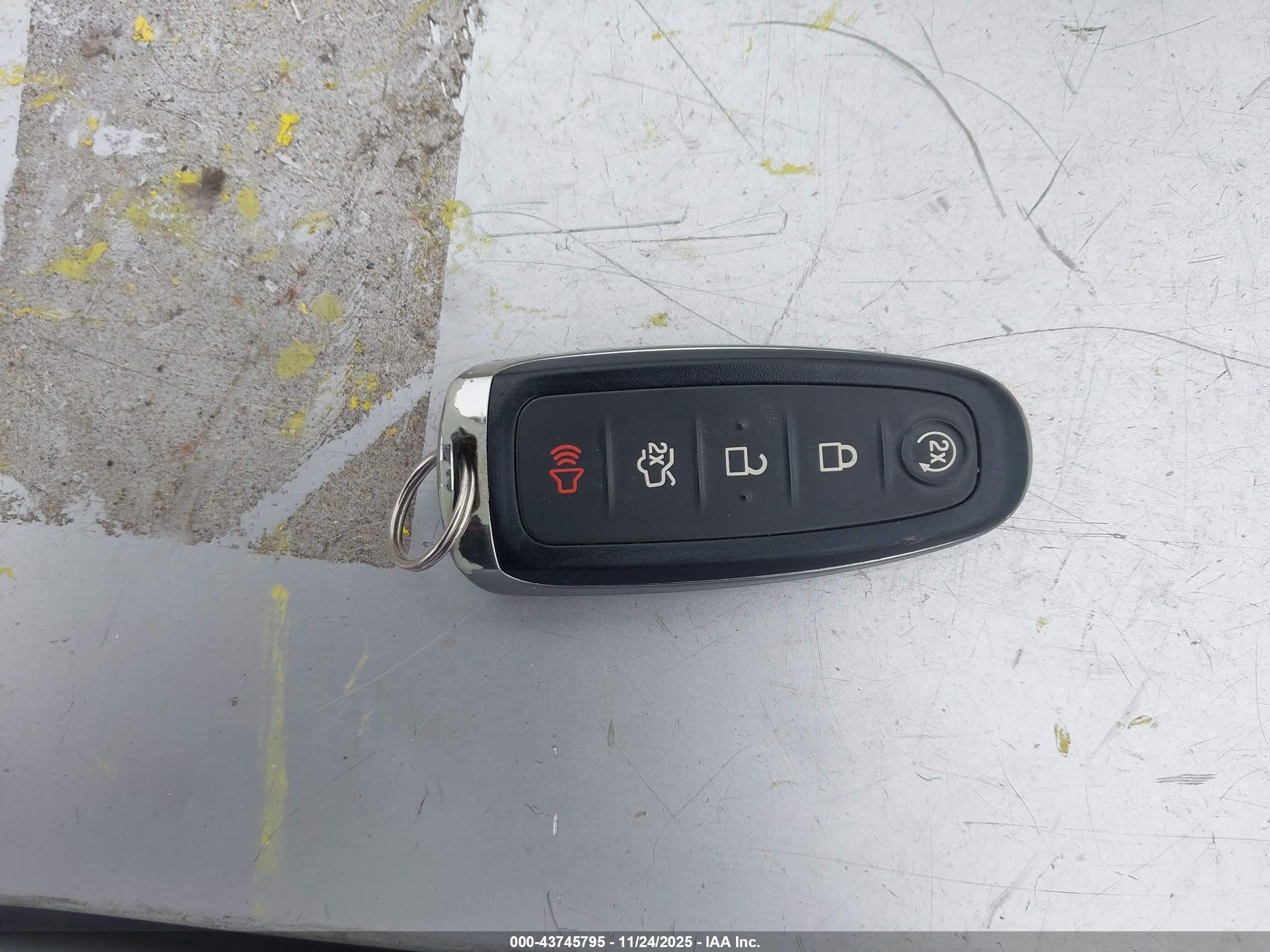 FORD ESCAPE image 11