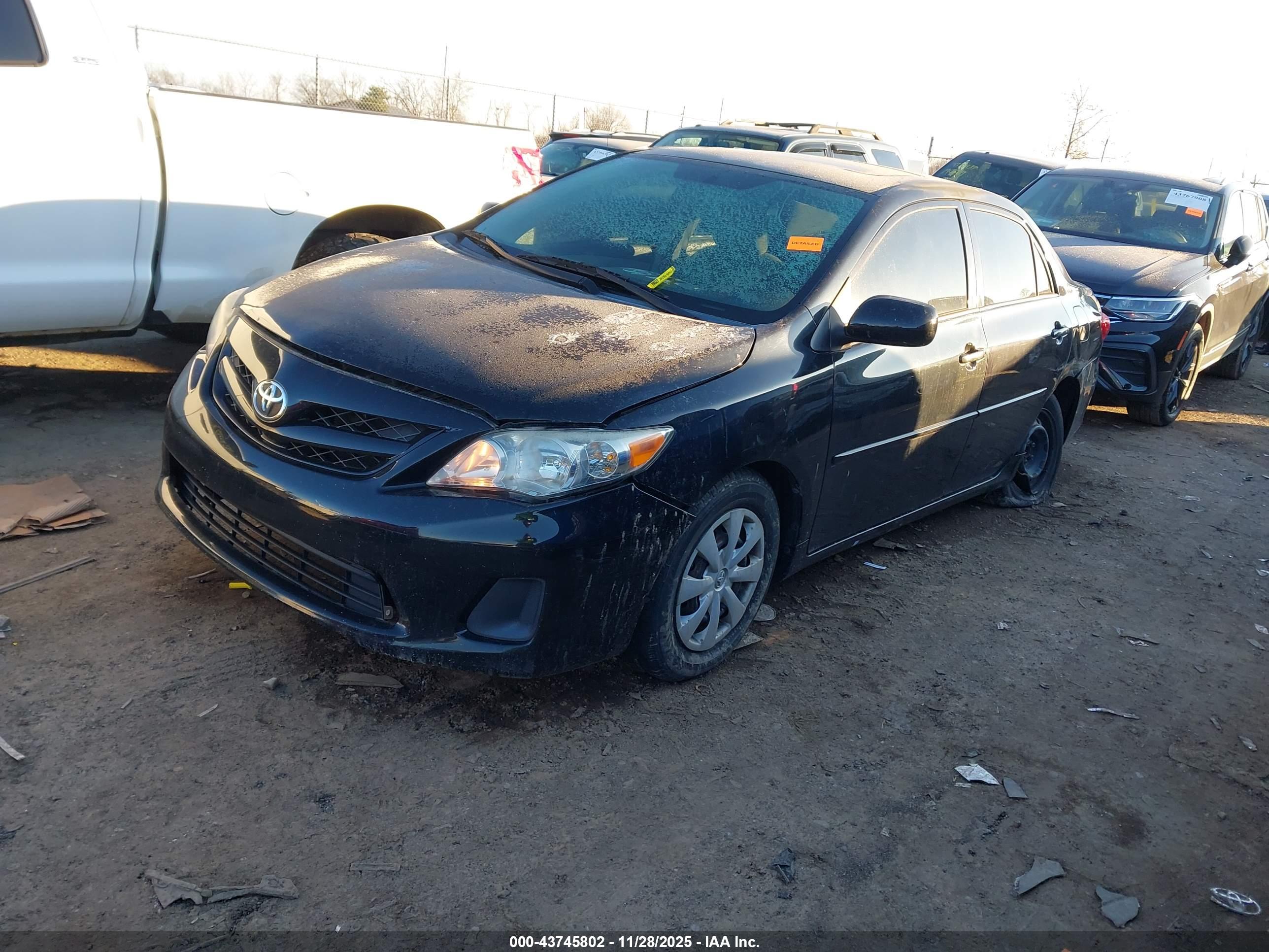 TOYOTA COROLLA image 2