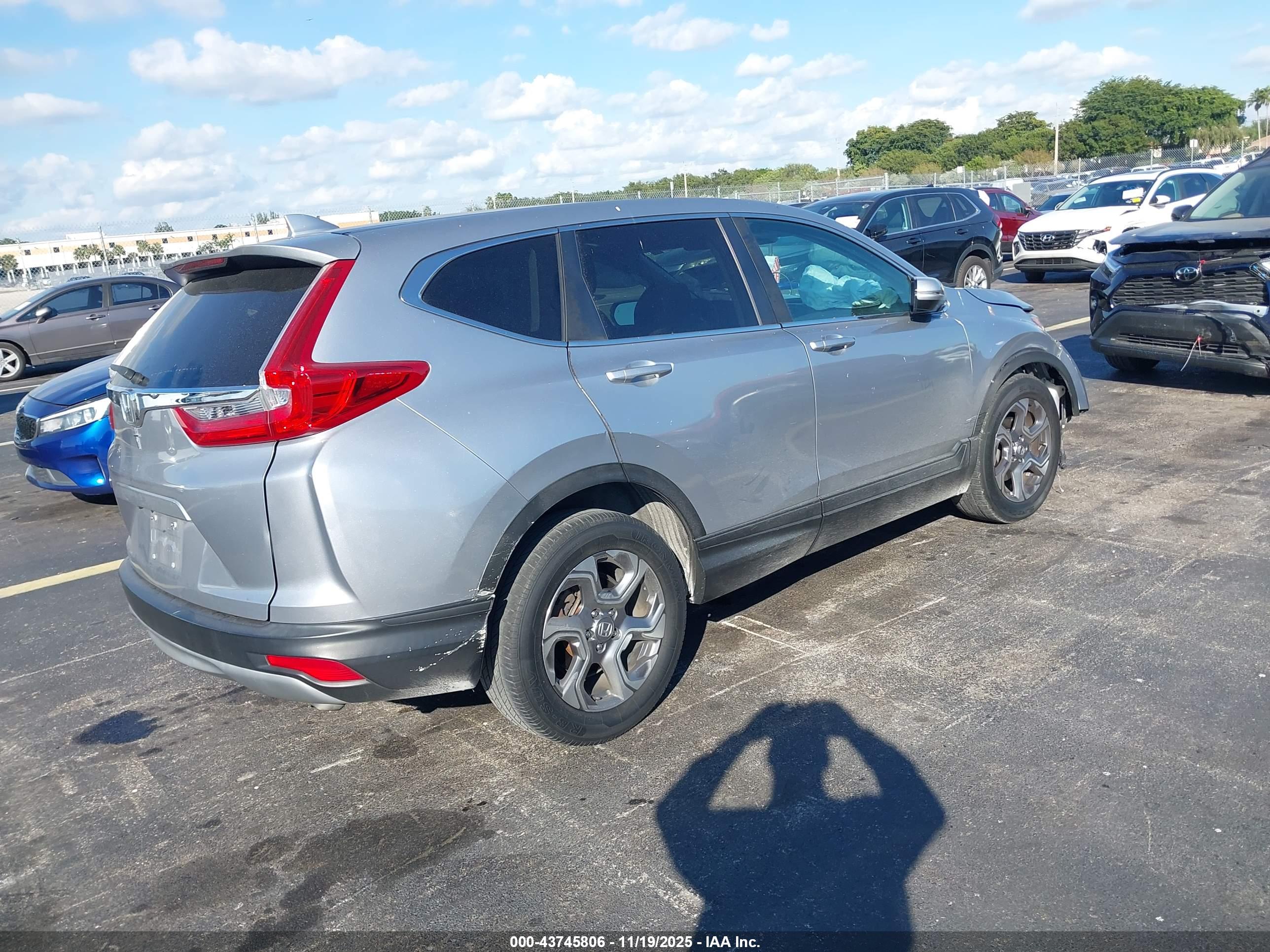 HONDA CR-V image 4