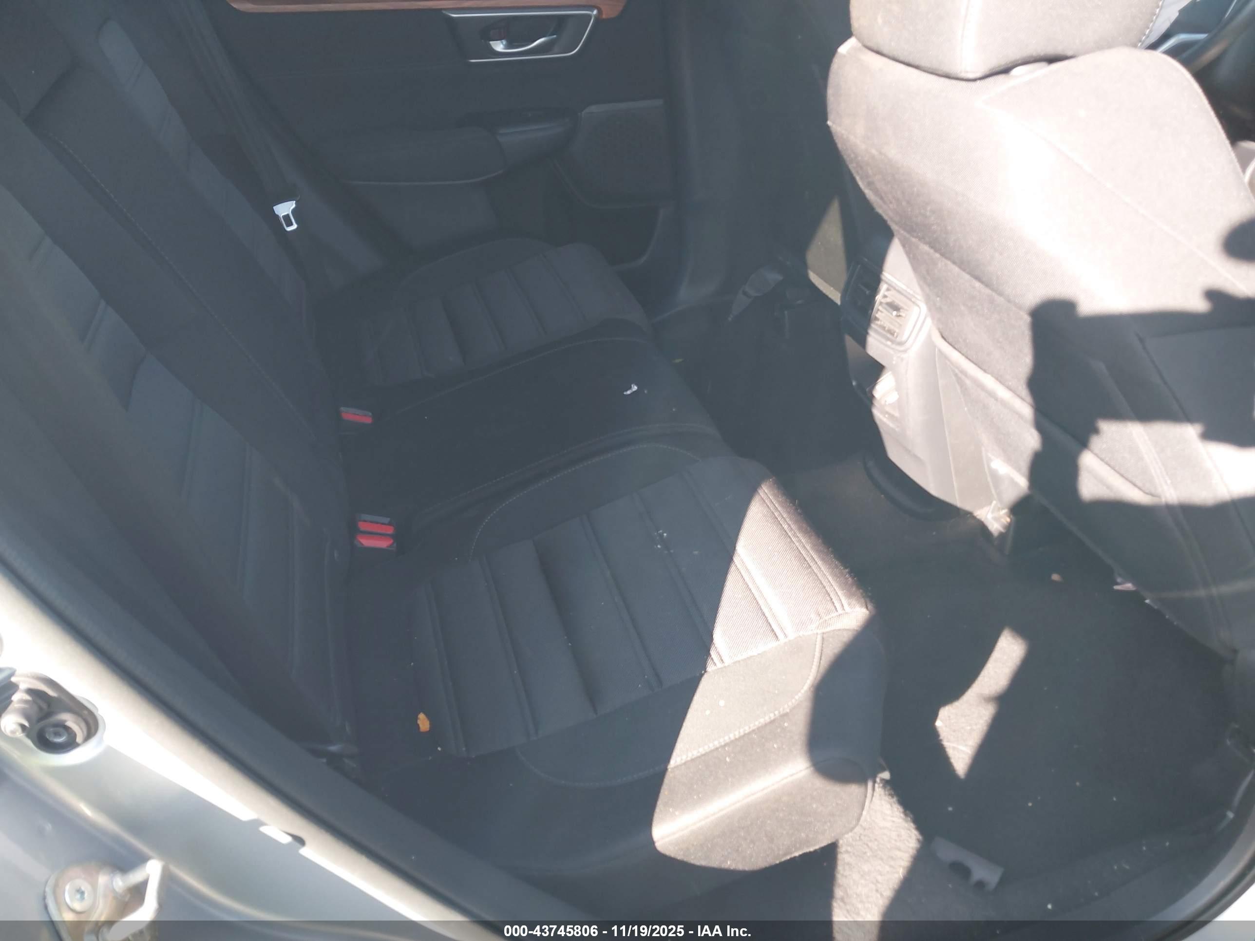 HONDA CR-V image 8