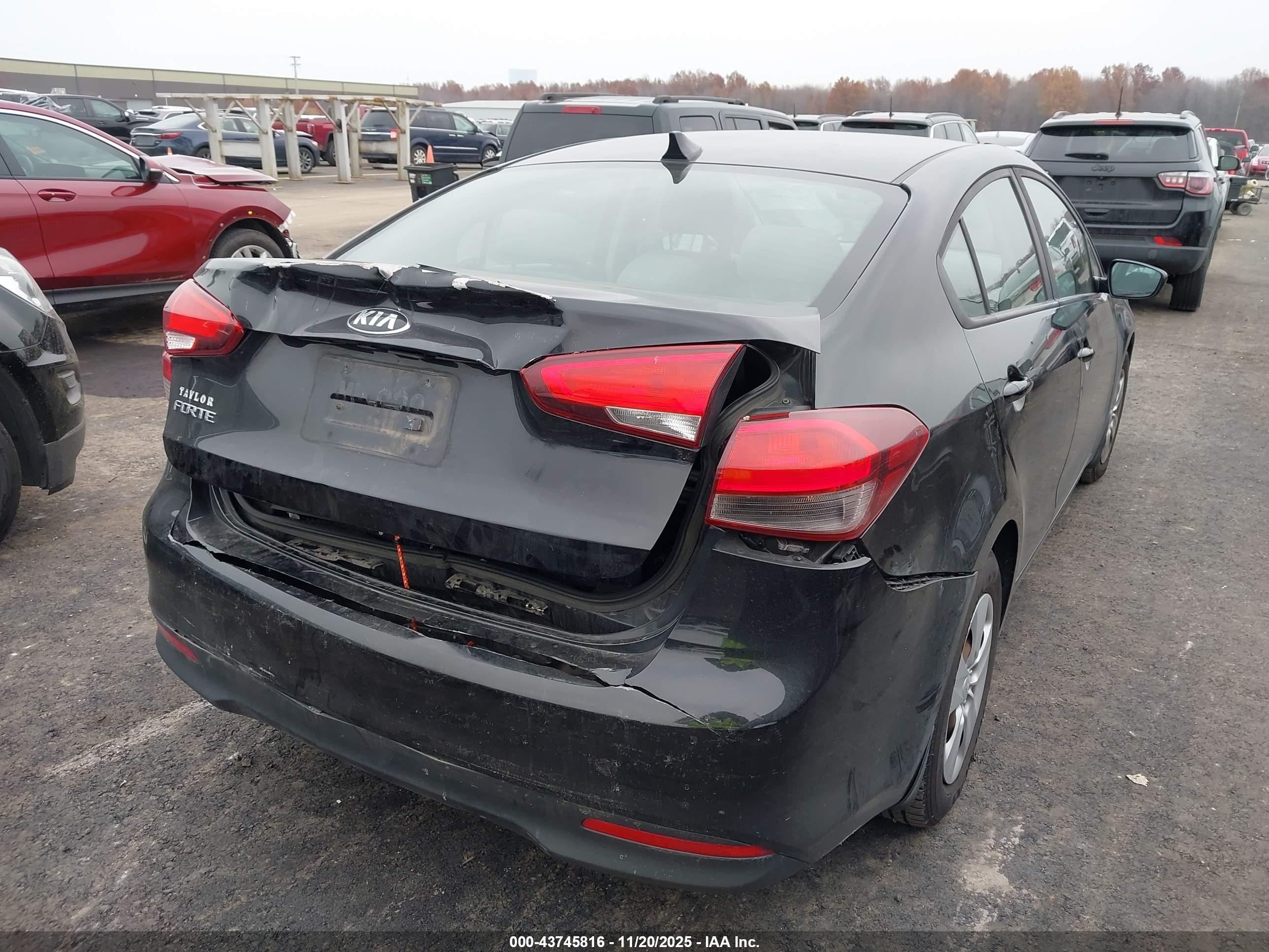 KIA FORTE image 4