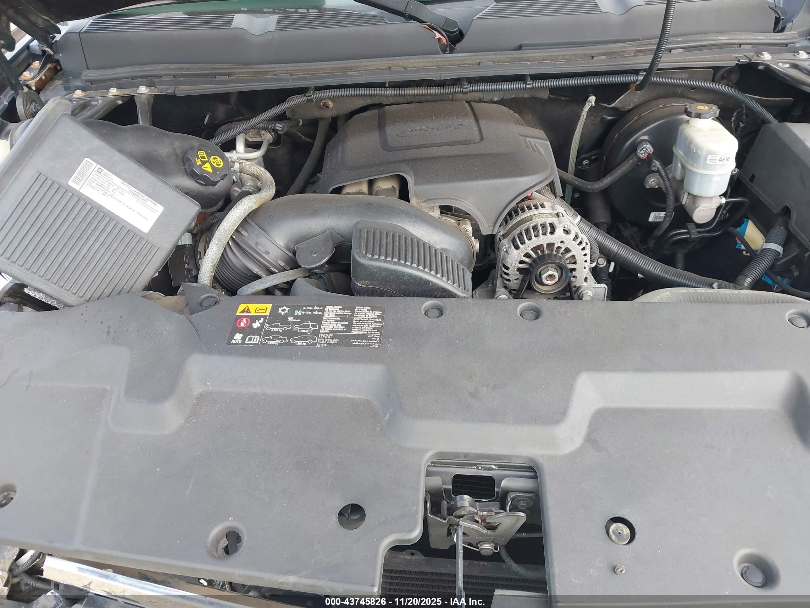 CHEVROLET SILVERADO image 10