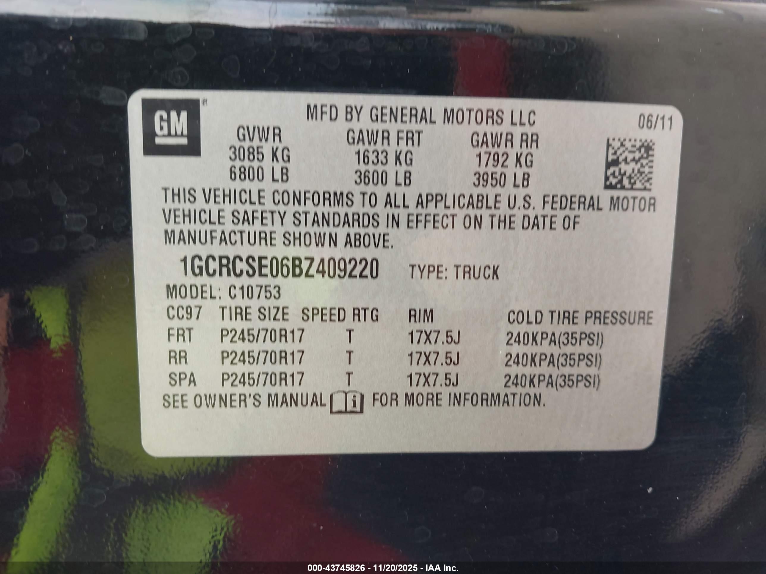 CHEVROLET SILVERADO image 9