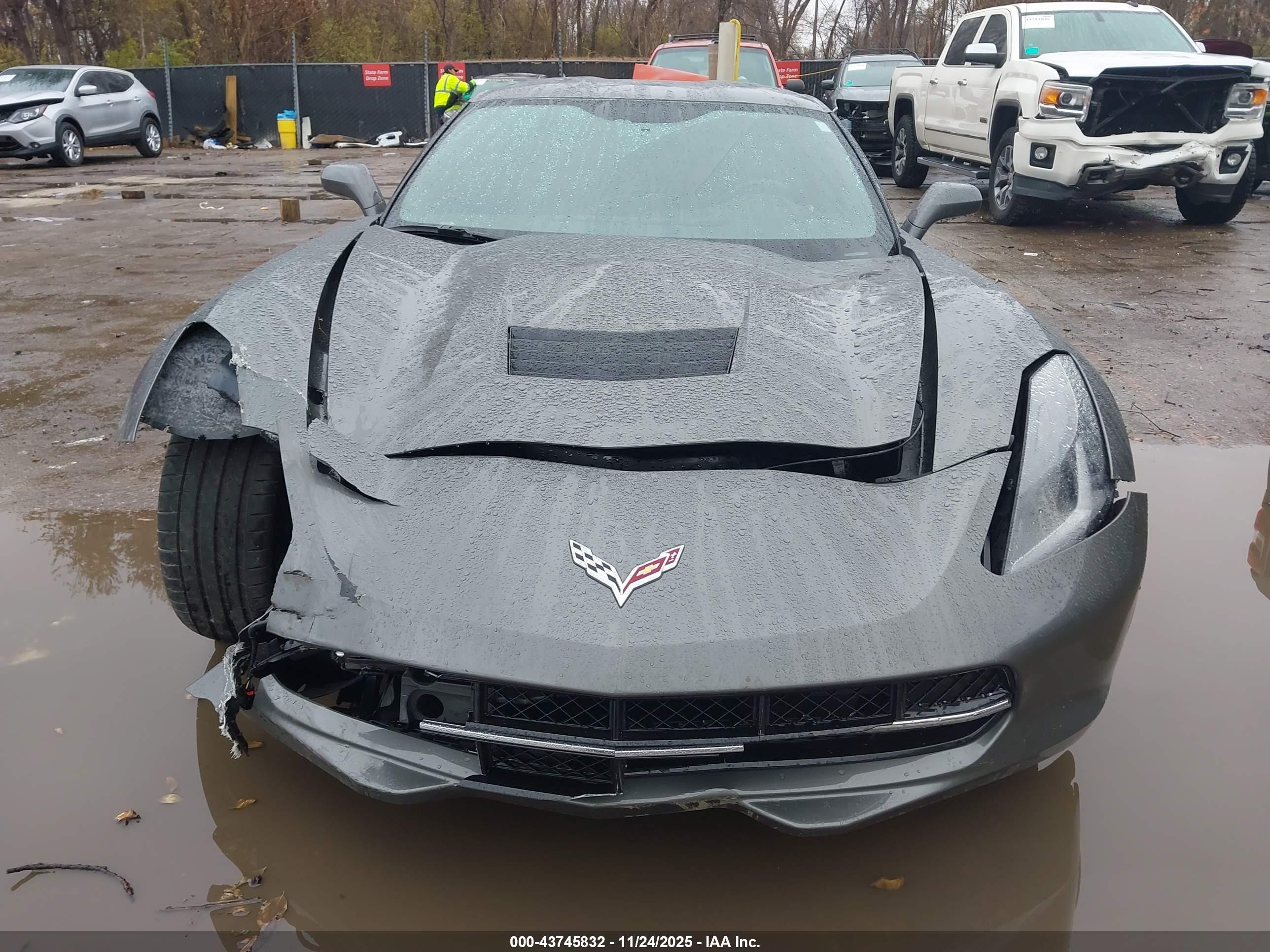 CHEVROLET CORVETTE image 6