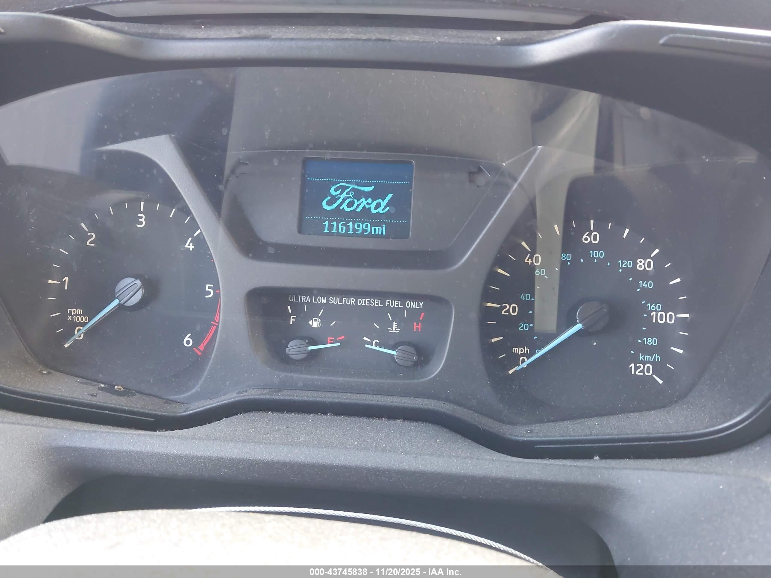 FORD TRANSIT-350 image 7