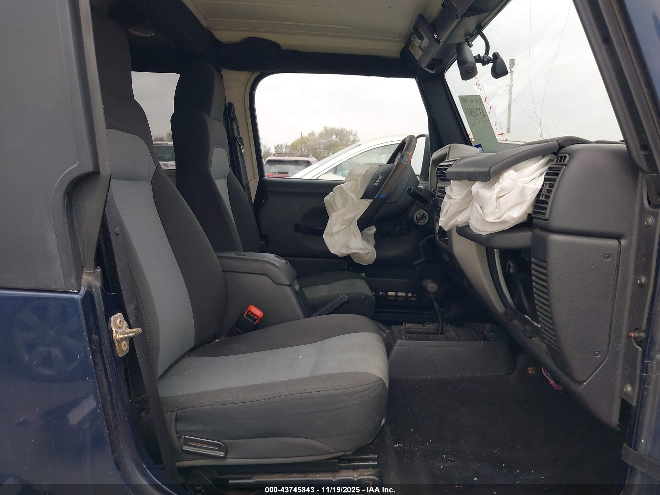JEEP WRANGLER image 5