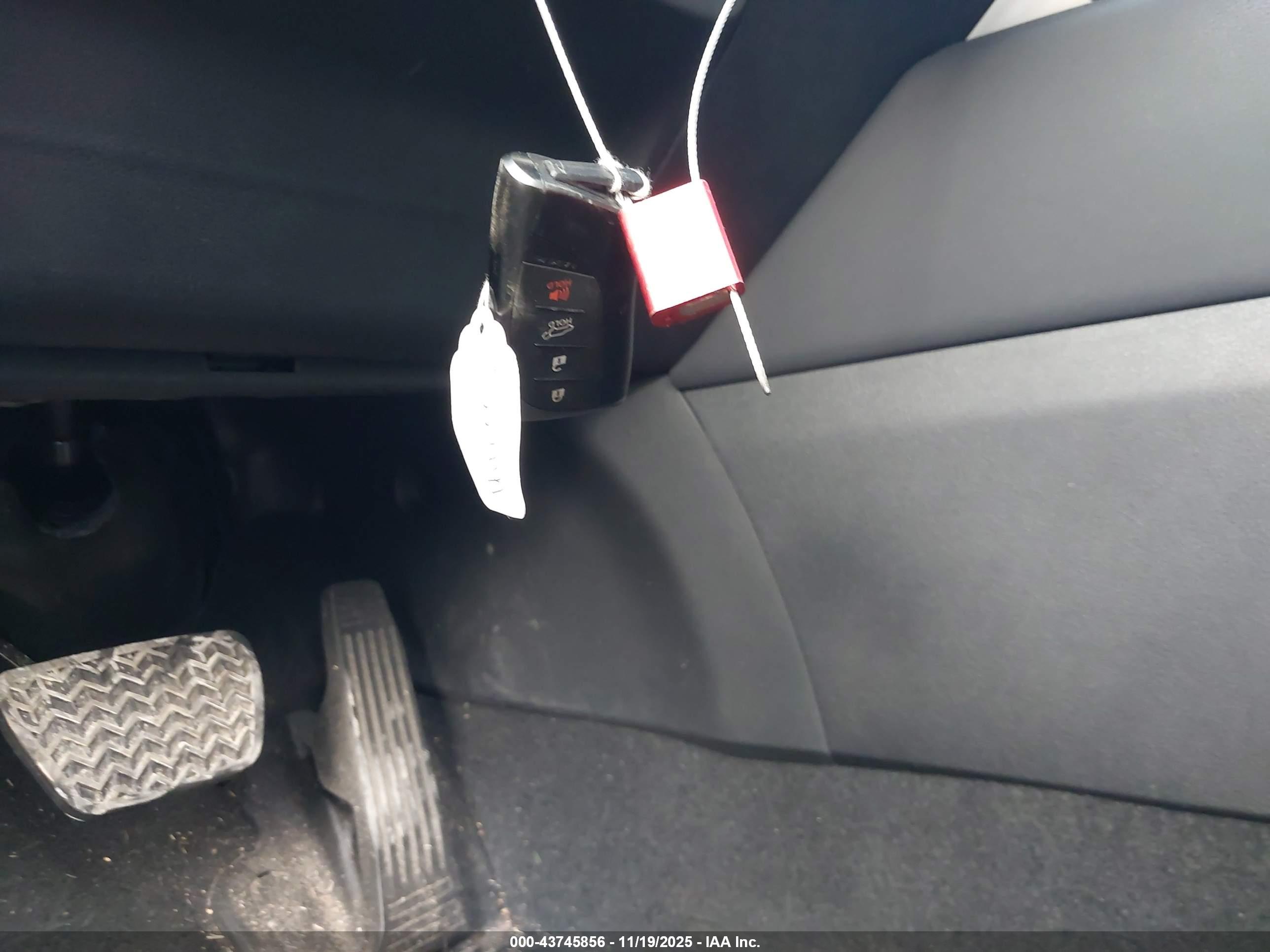 LEXUS RX image 11