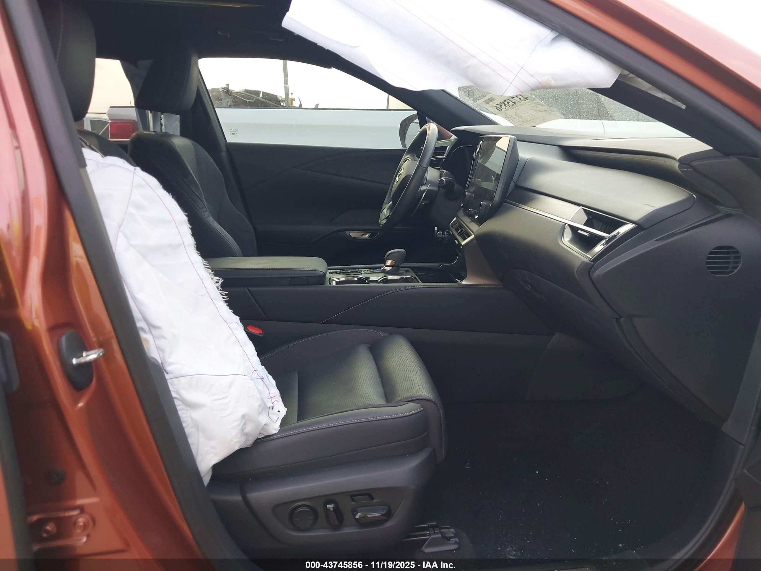 LEXUS RX image 5