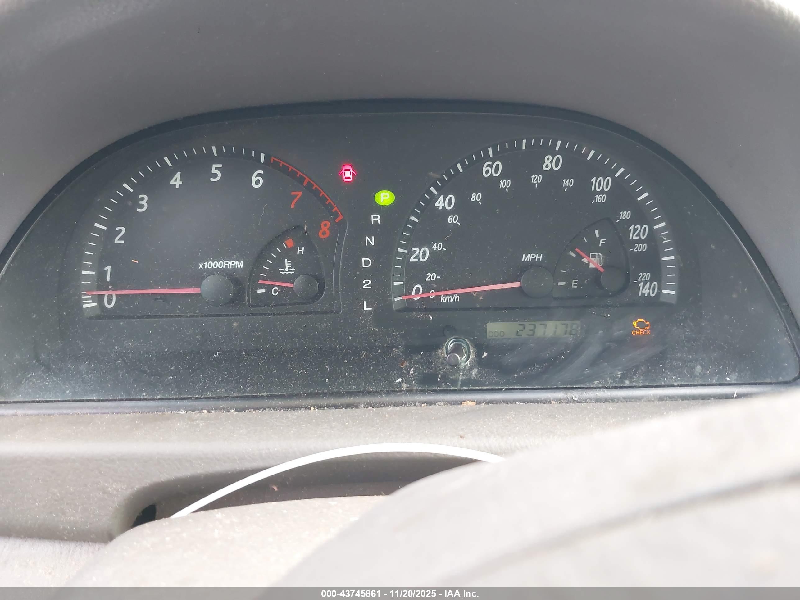 TOYOTA CAMRY image 7