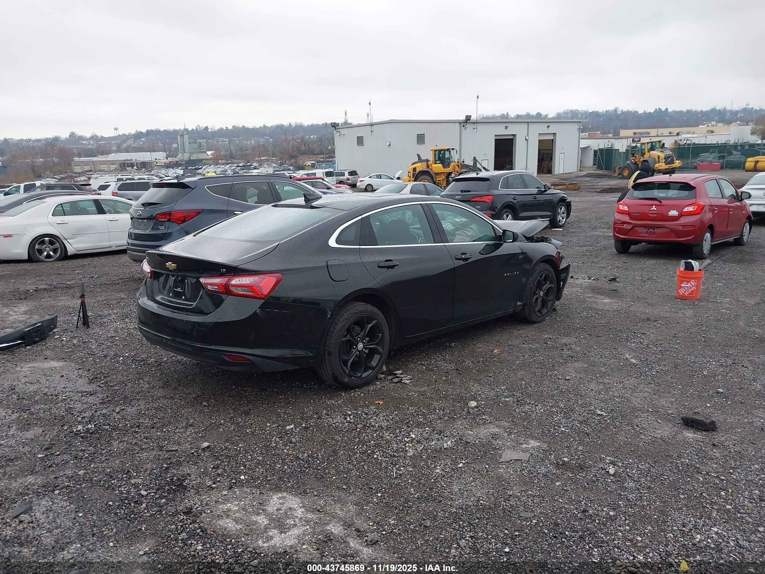 CHEVROLET MALIBU image 4