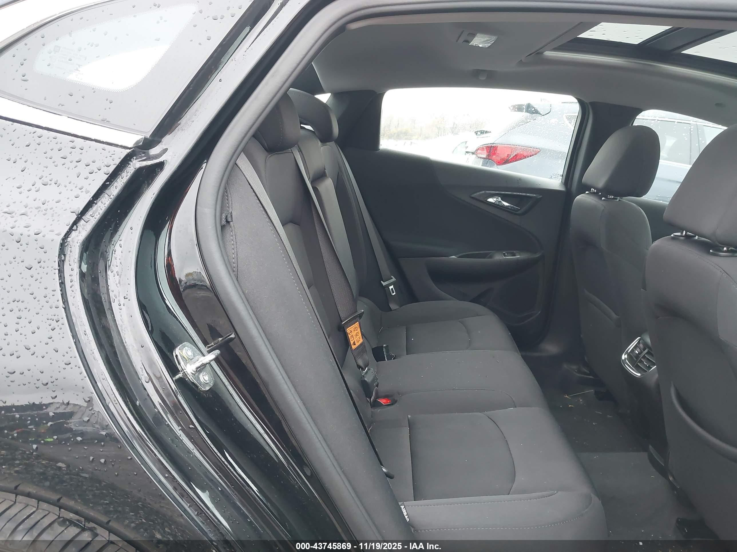 CHEVROLET MALIBU image 8