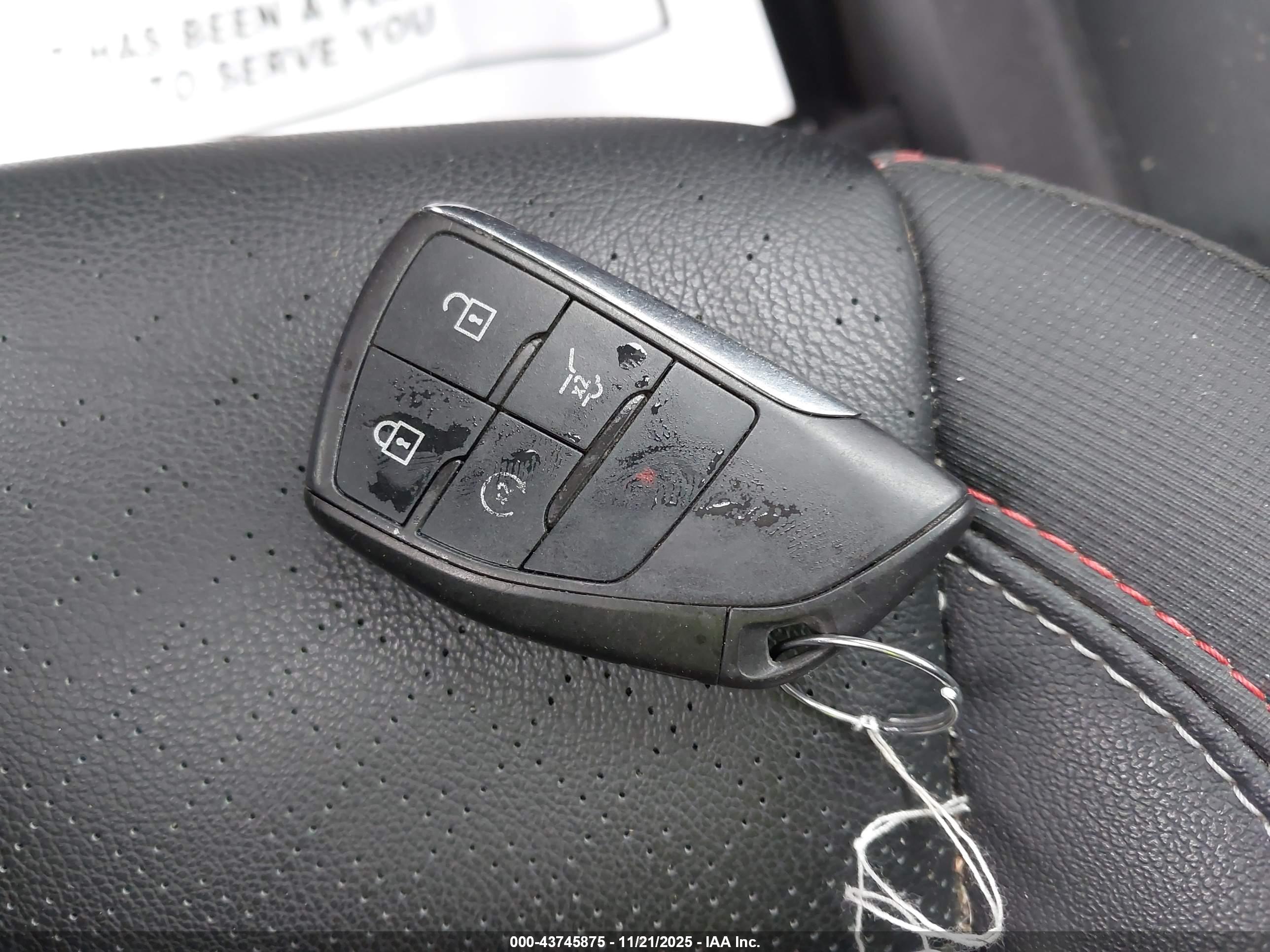 CHEVROLET TRAVERSE image 11