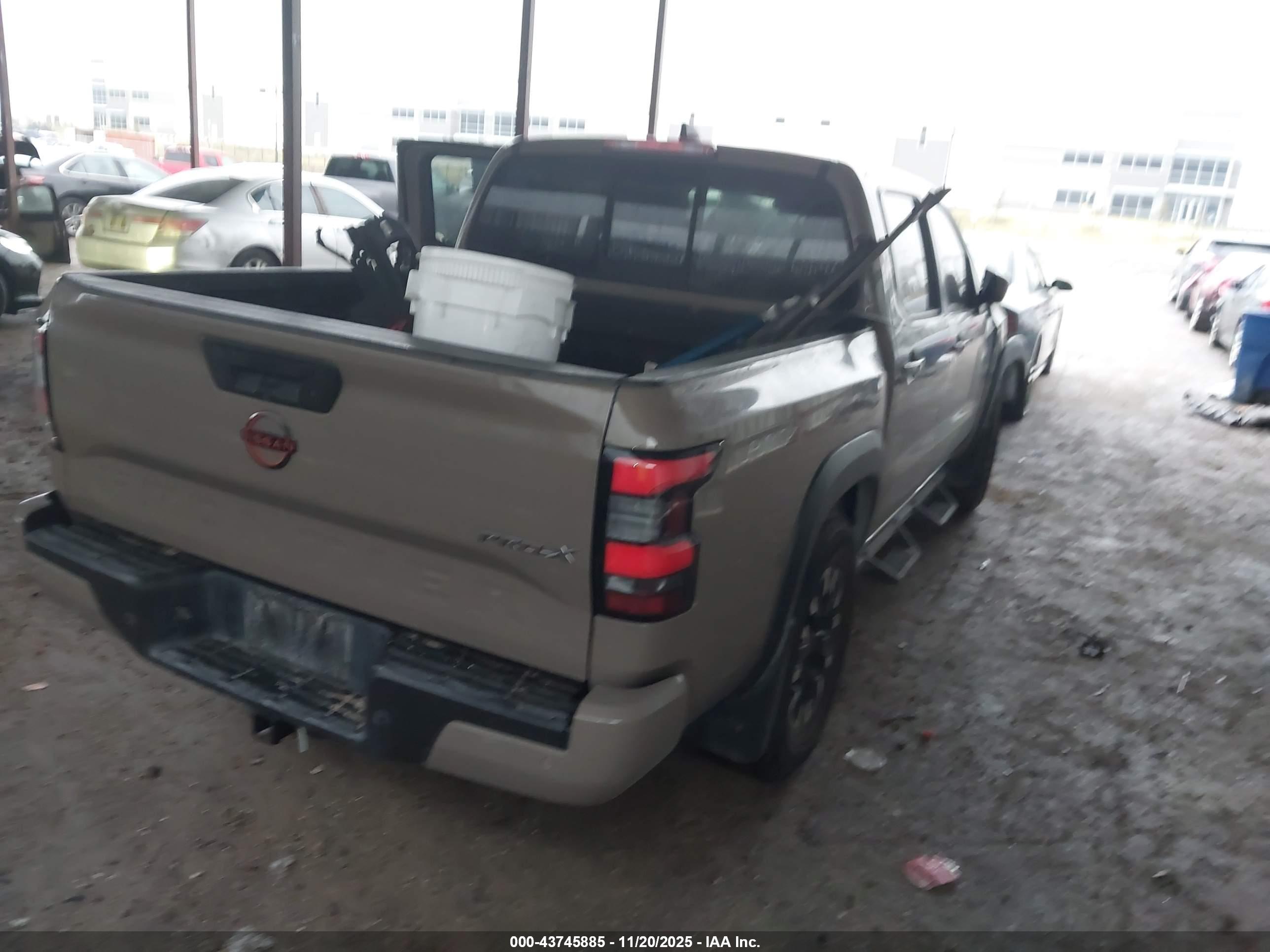 NISSAN FRONTIER image 4