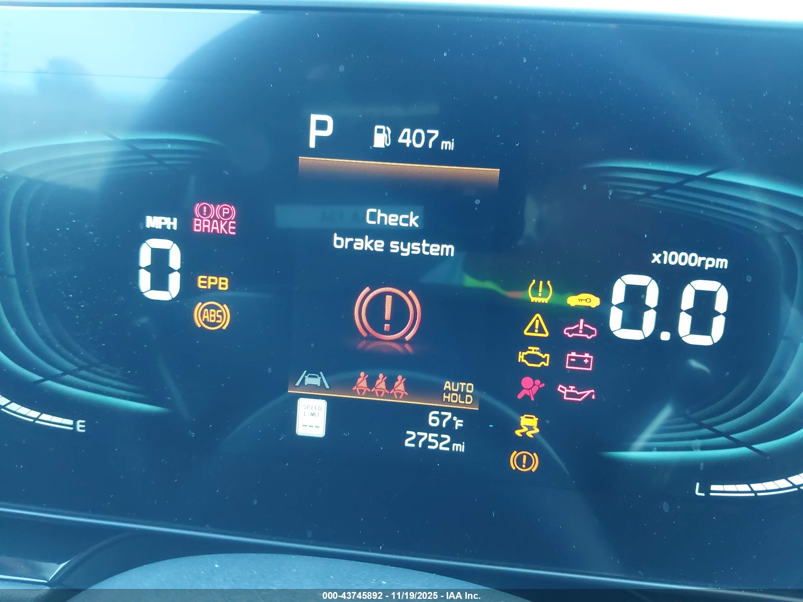 KIA NIRO image 7