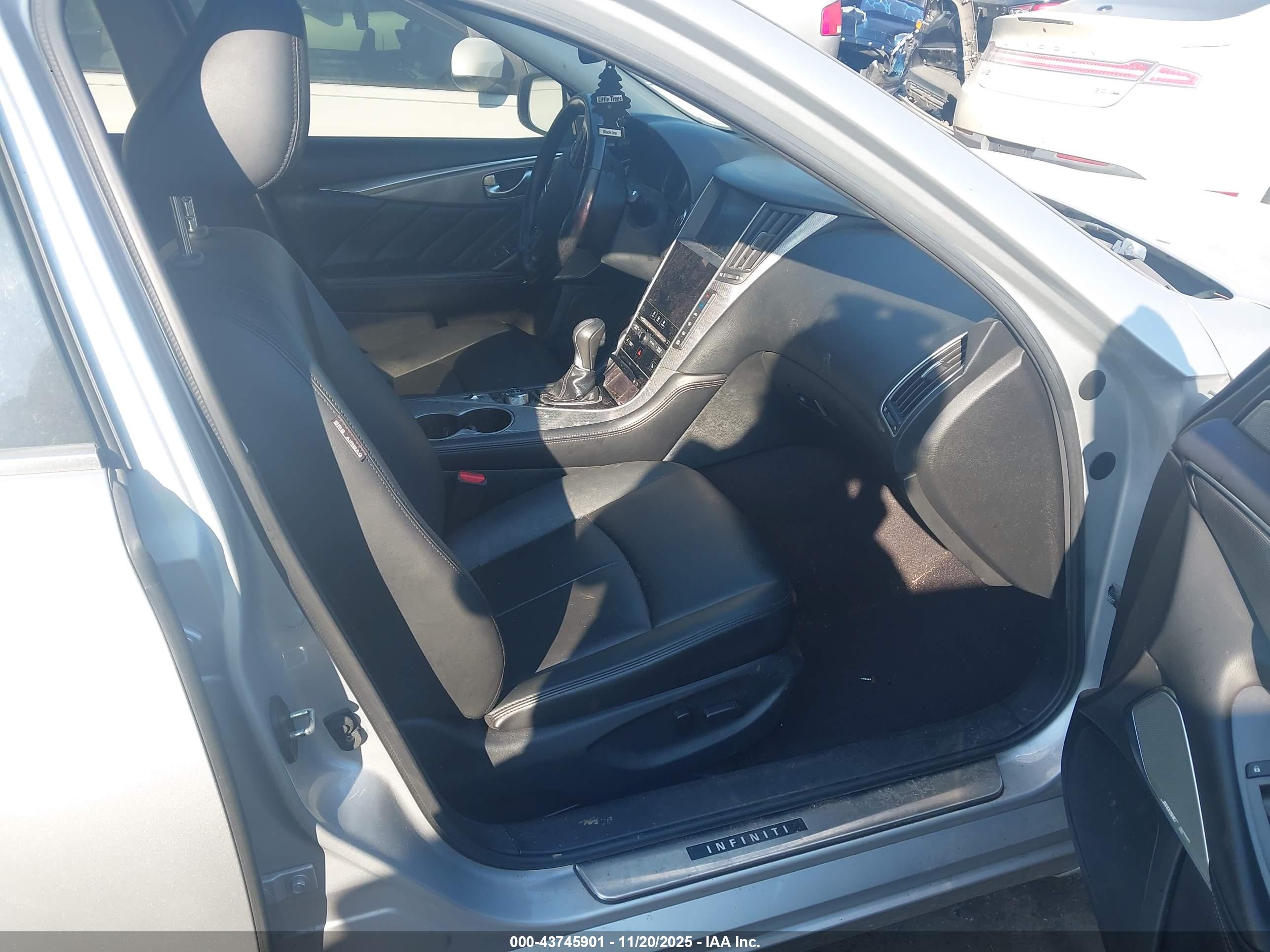 INFINITI Q50 image 5