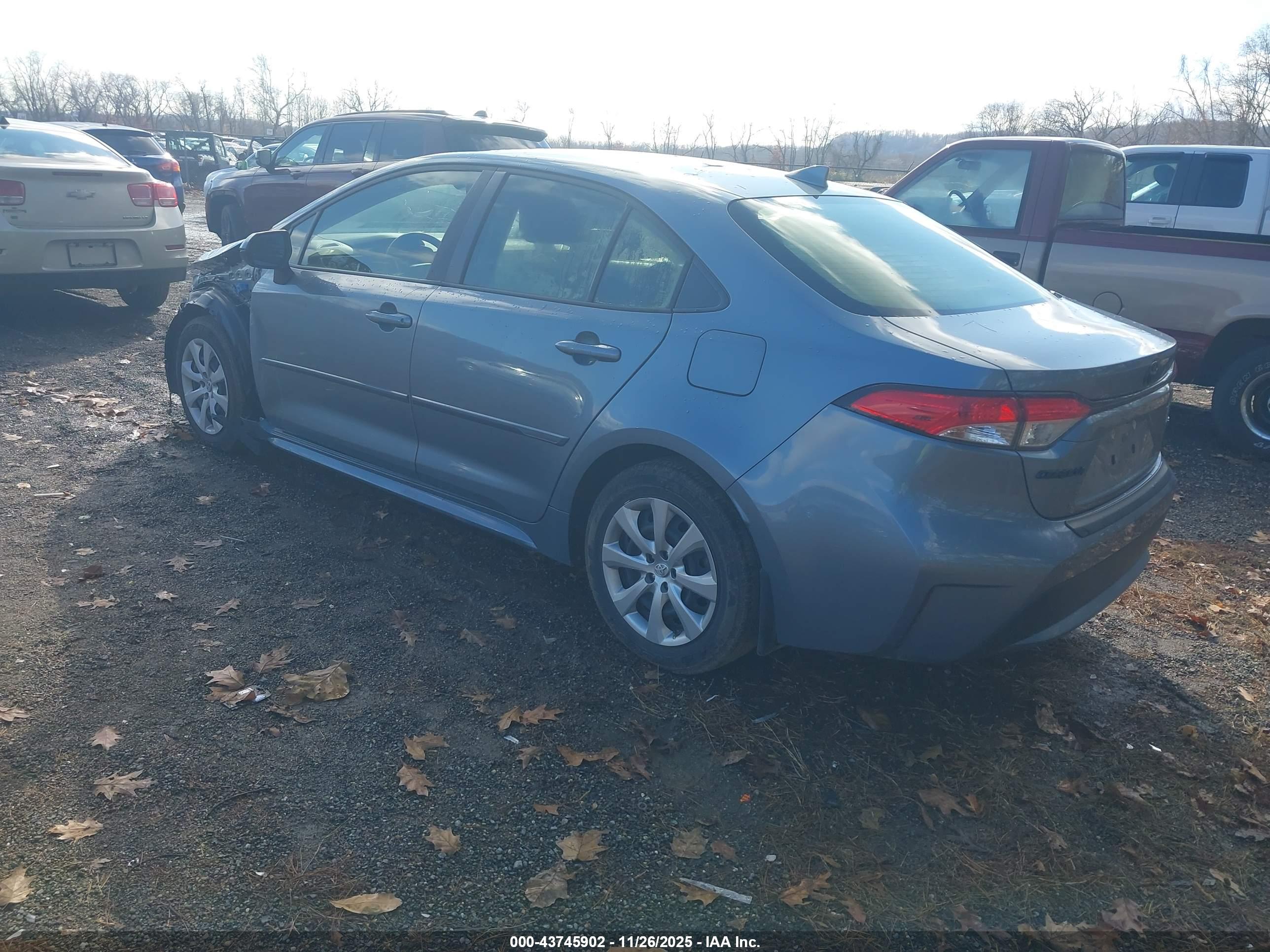 TOYOTA COROLLA image 3