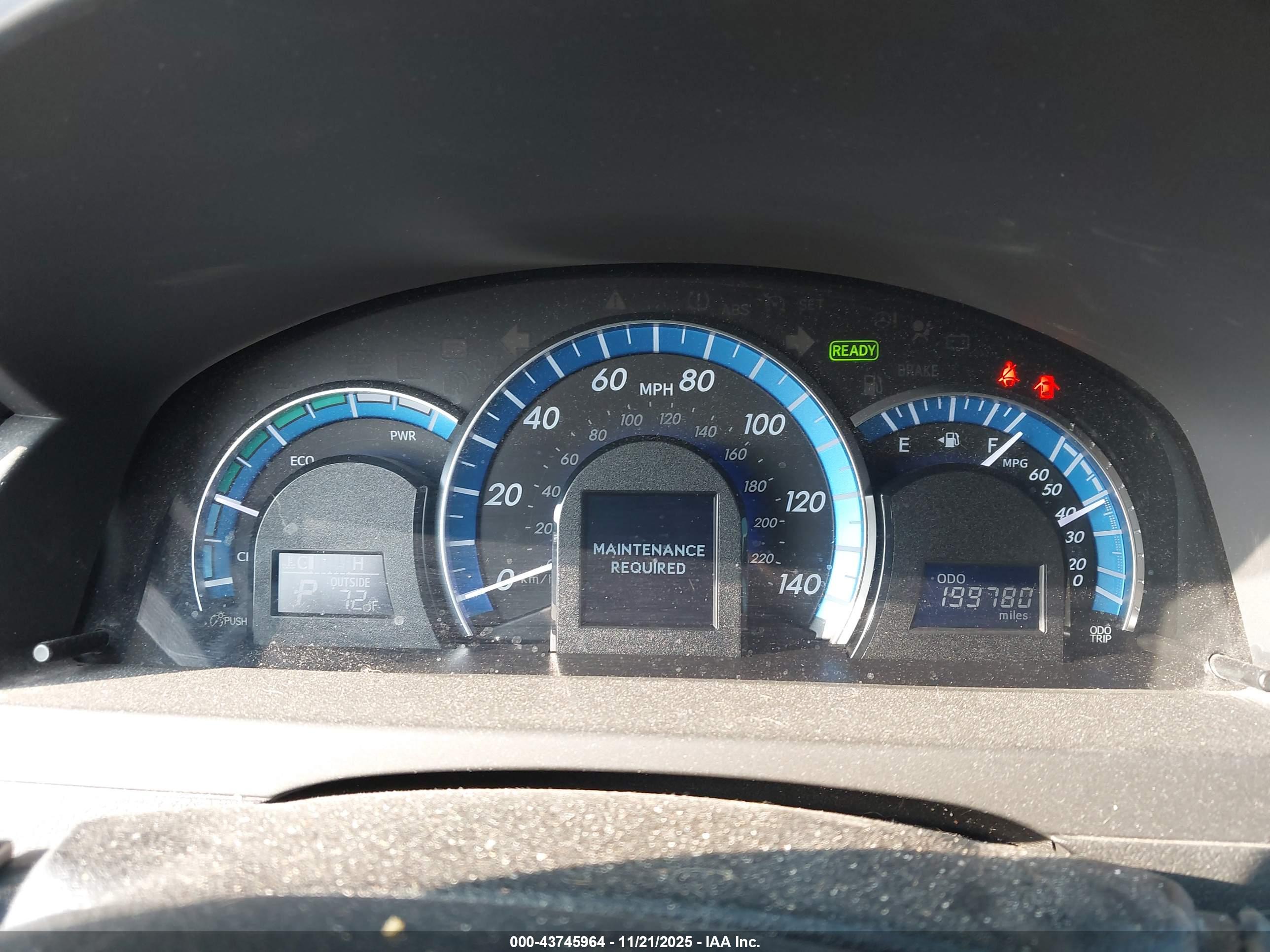 TOYOTA CAMRY image 7