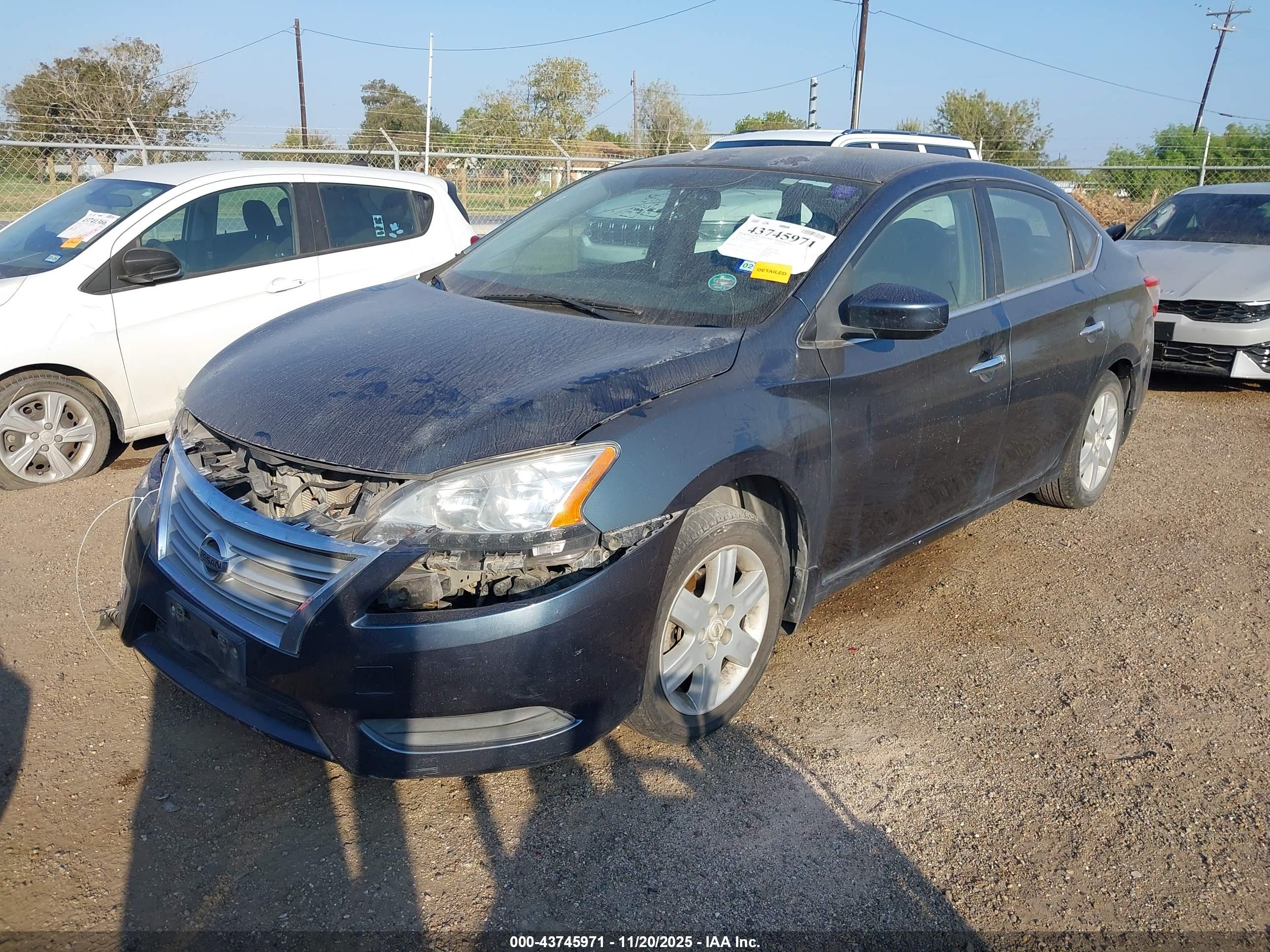 NISSAN SENTRA image 2