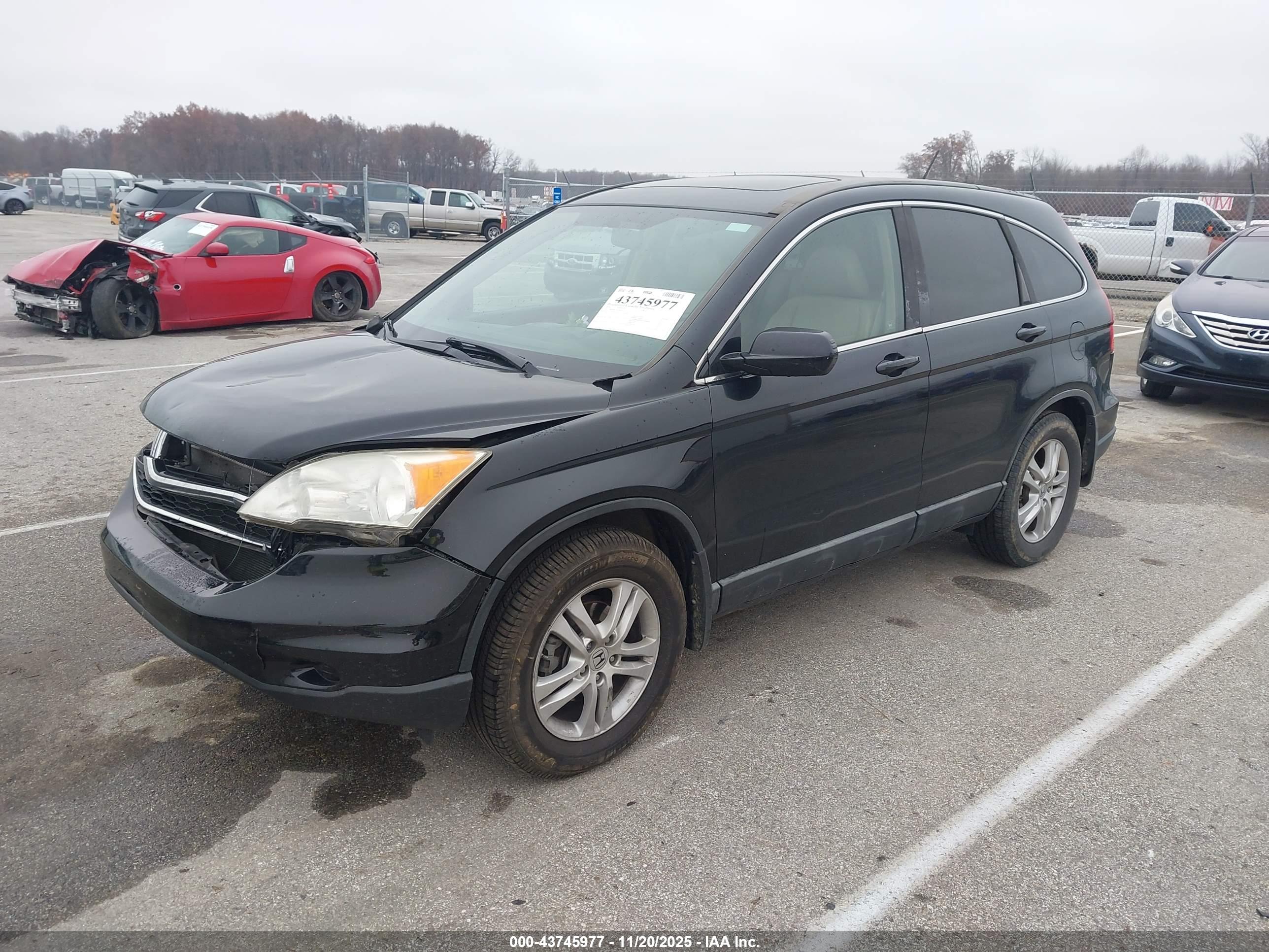 HONDA CR-V image 2