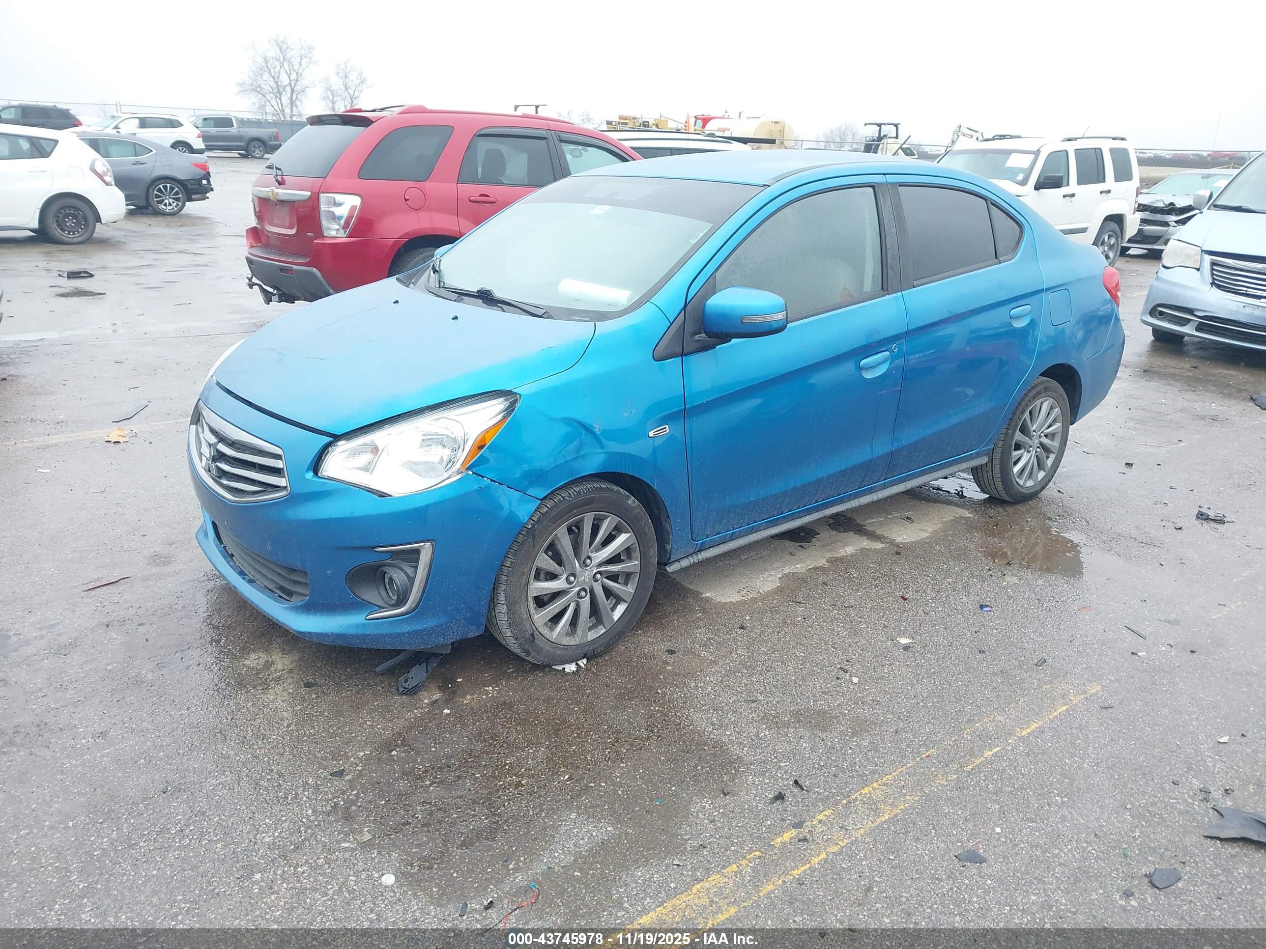 MITSUBISHI MIRAGE image 2