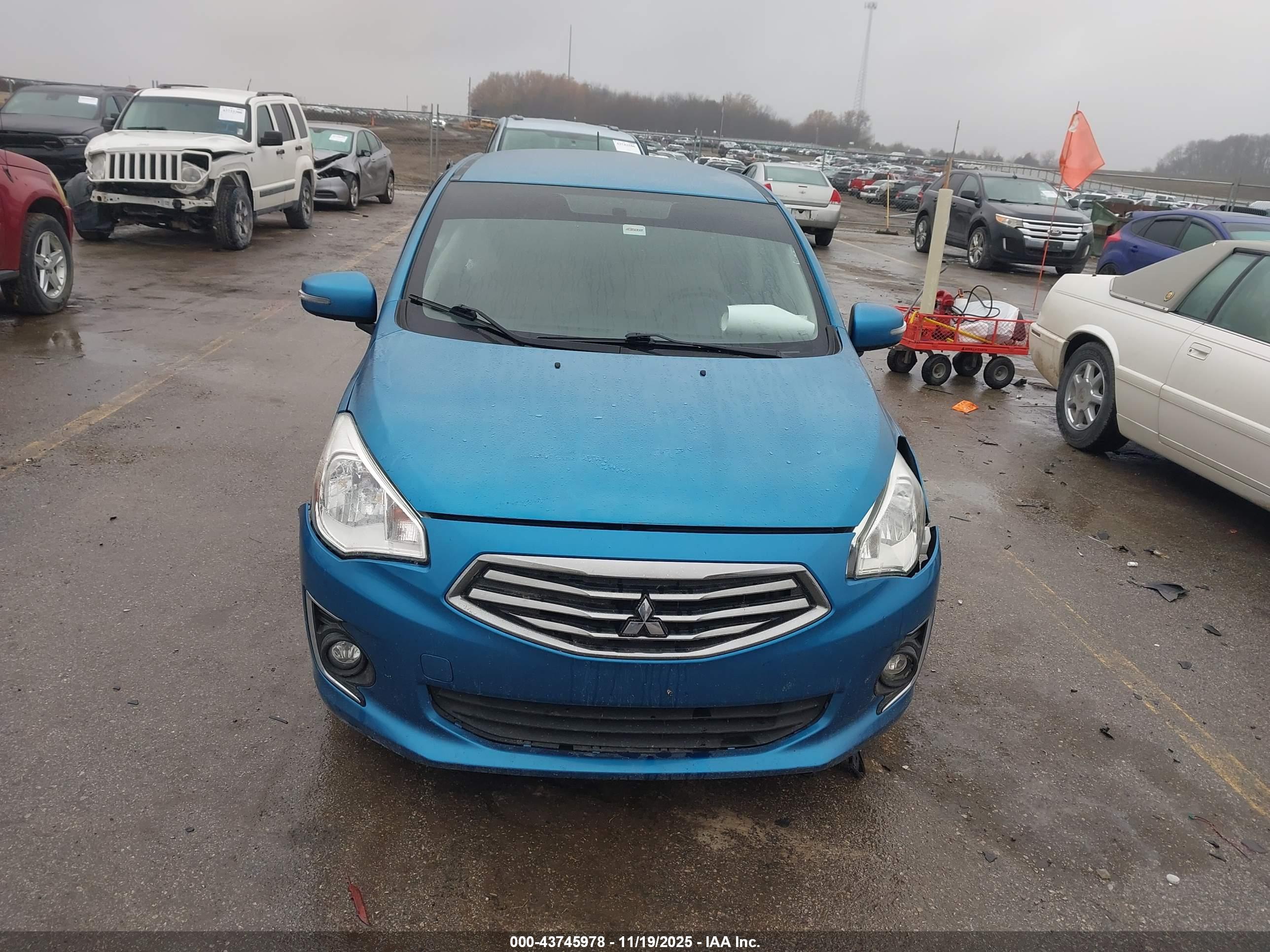 MITSUBISHI MIRAGE image 6