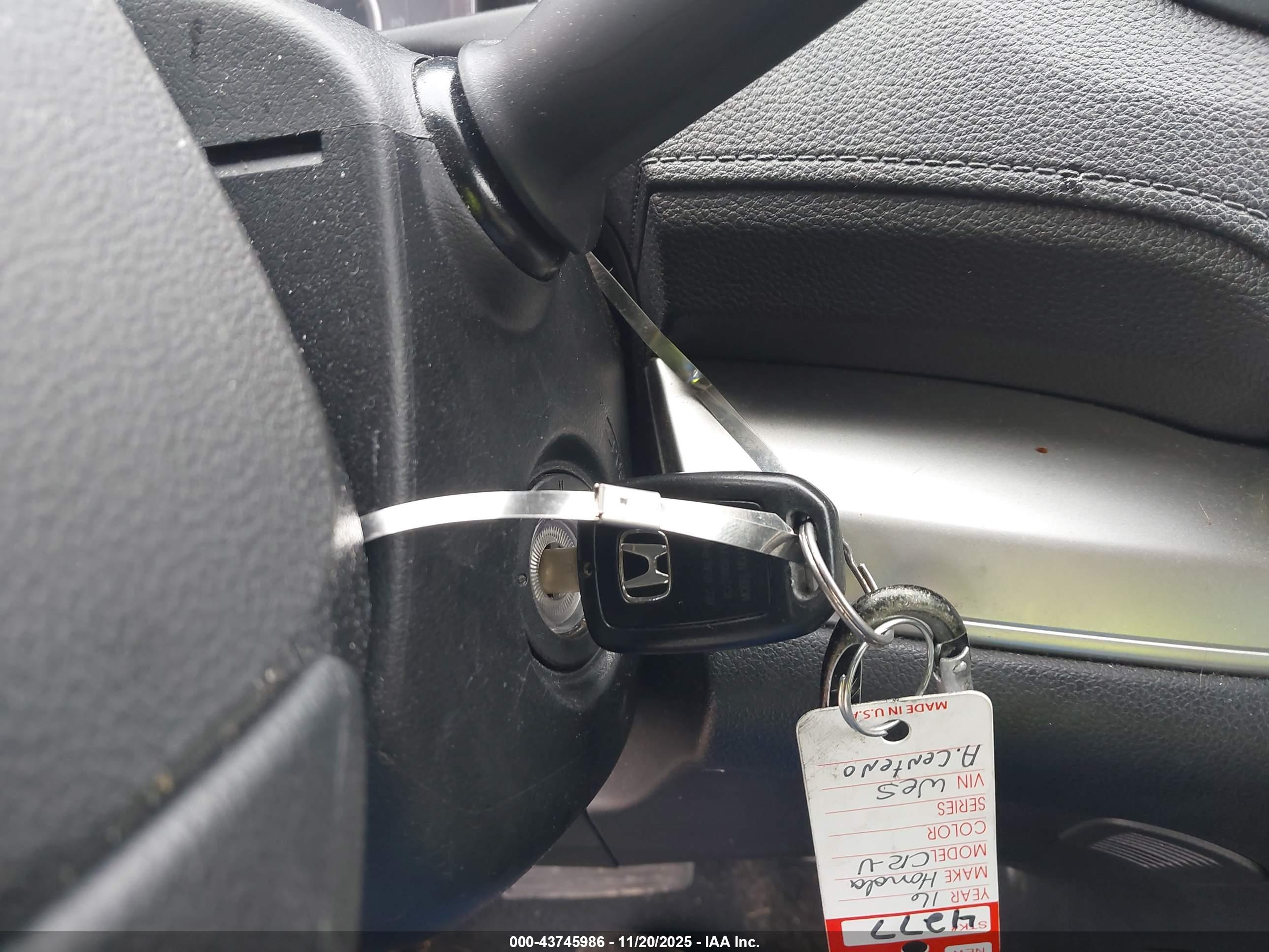 HONDA CR-V image 11