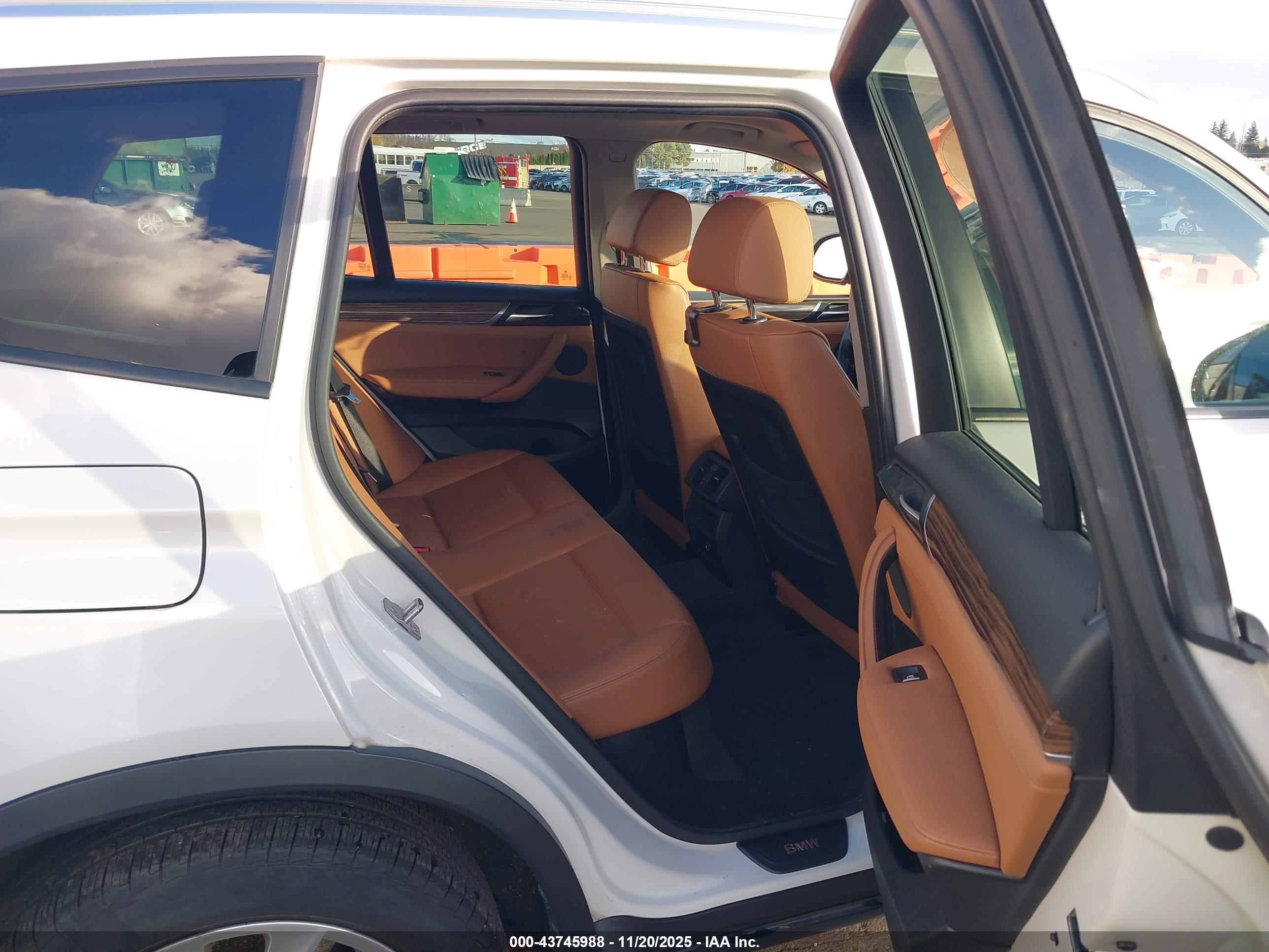 BMW X3 image 8