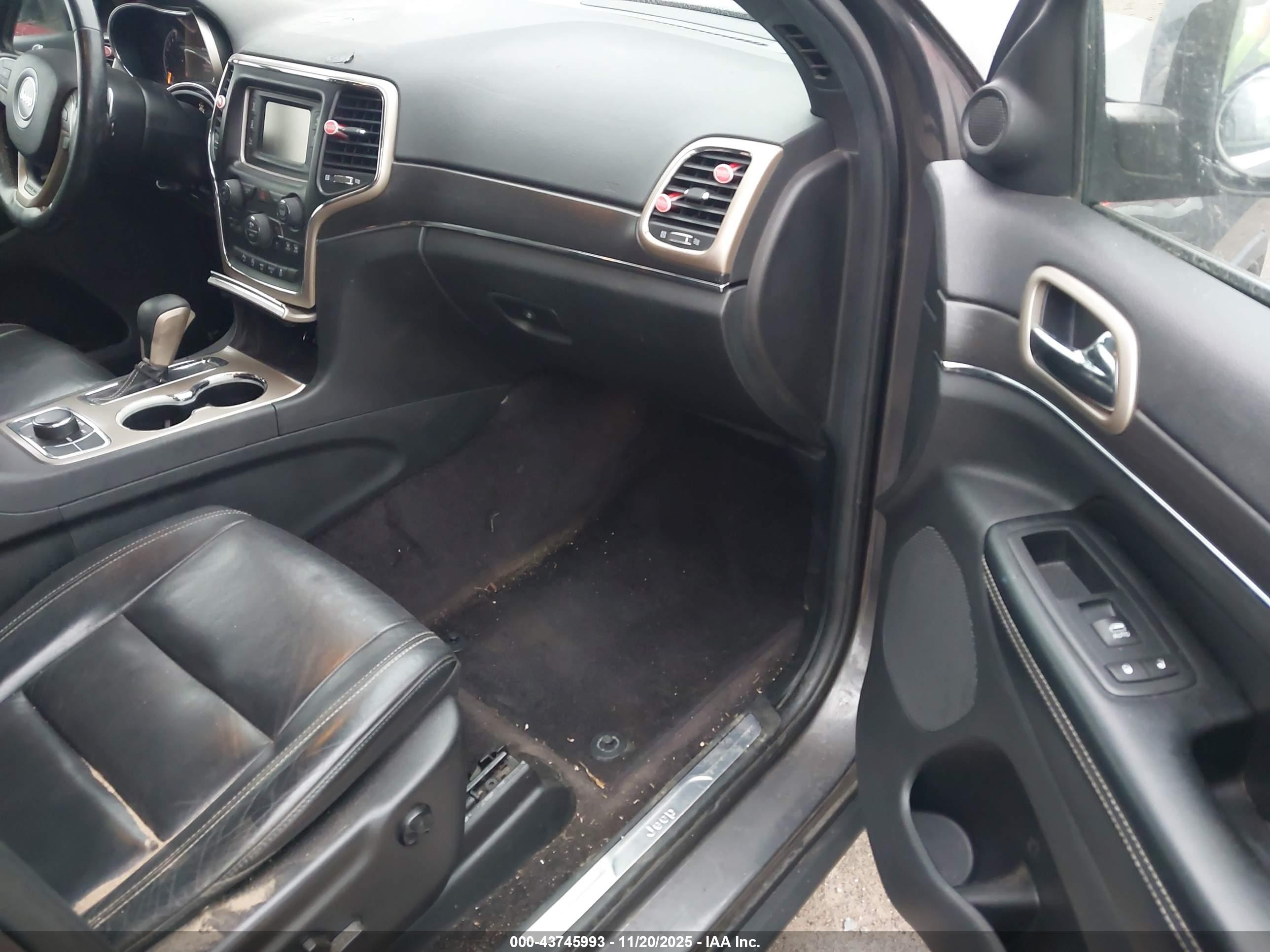 JEEP GRAND image 5